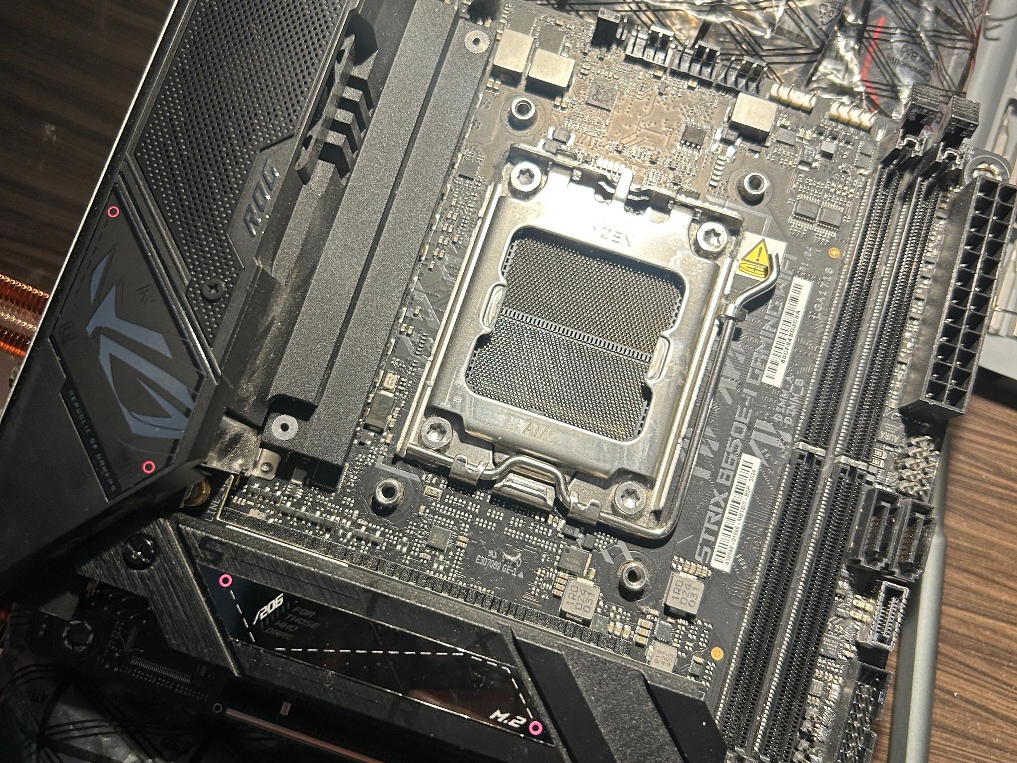 Asus ROG Strix B650e-i ITX WIFI motherboard AM5
