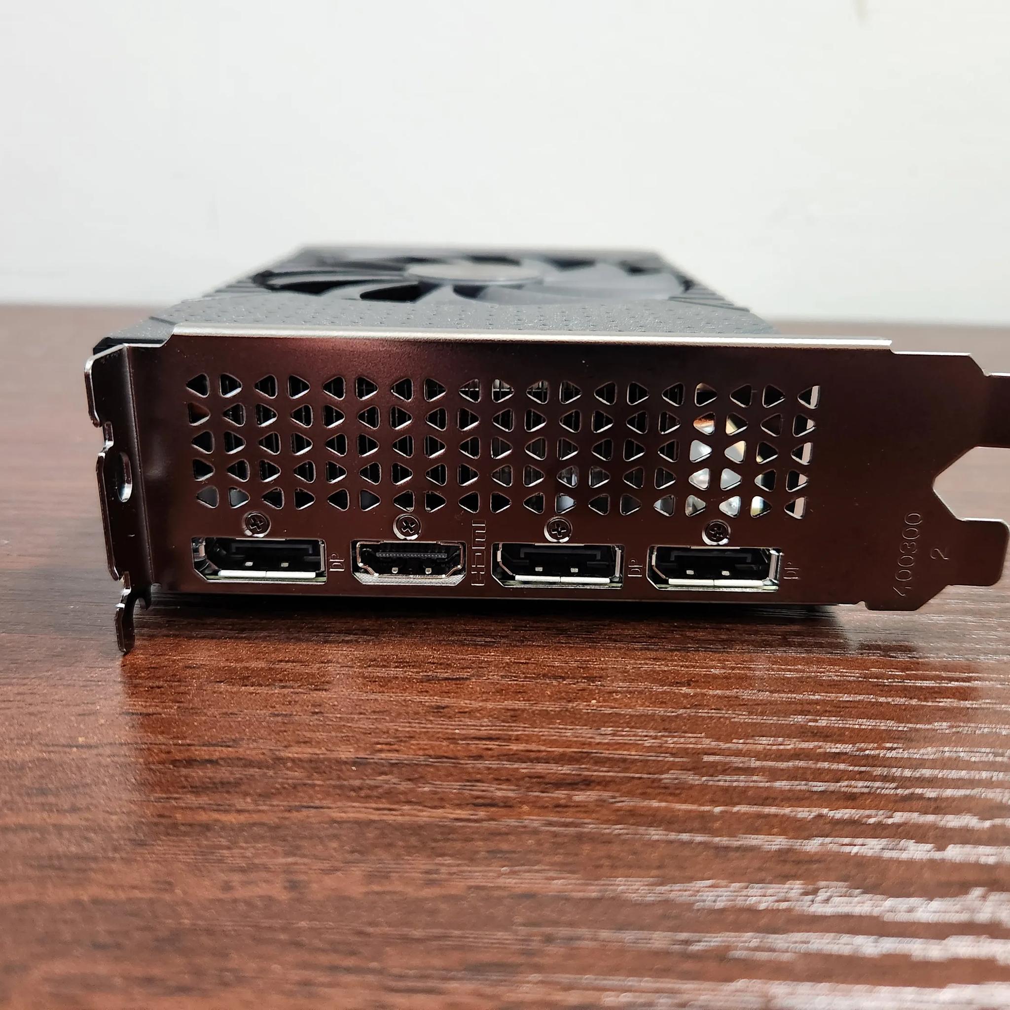 NVIDIA RTX 4060 - 8 GB GDDR6