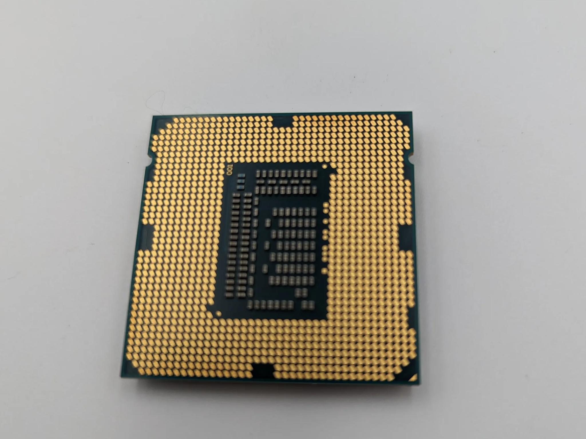 i7-3770 @ 3.4 ghz CPU. LGA 1155