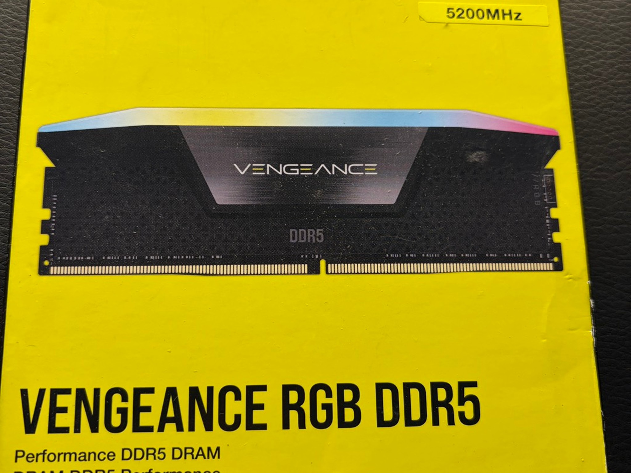 corsair vengeance rgb 16gb (8gbx2) ddr5 5200mhz