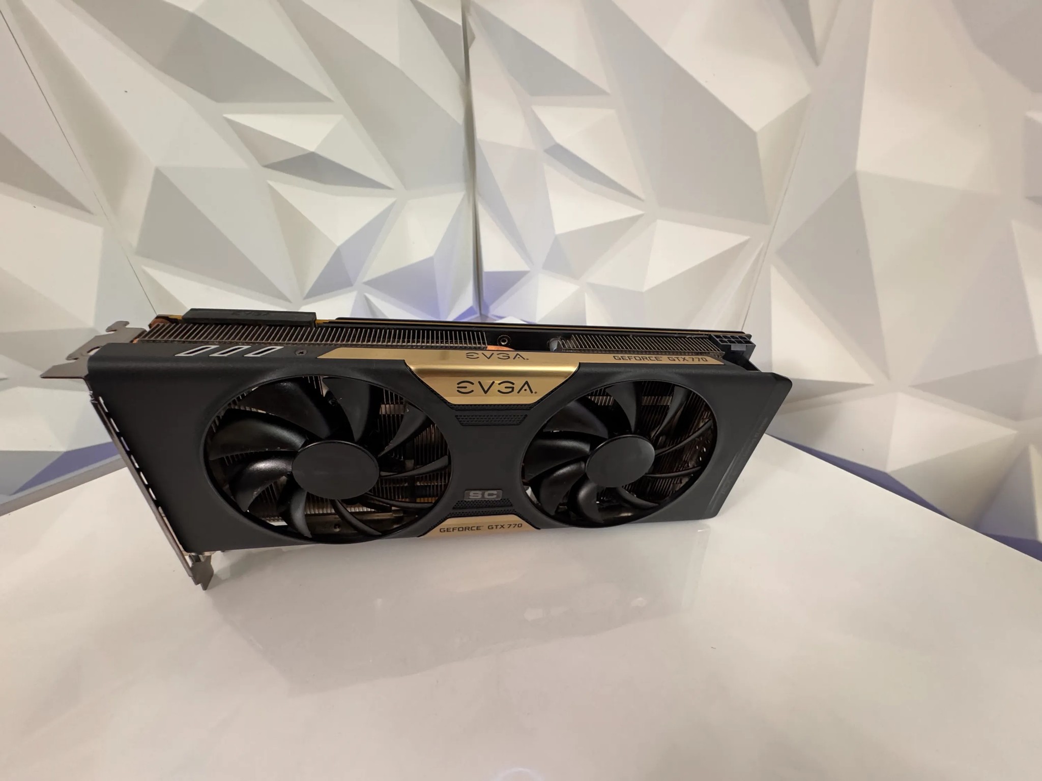 🔹 EVGA GTX 770 – Great 1080p Performance!