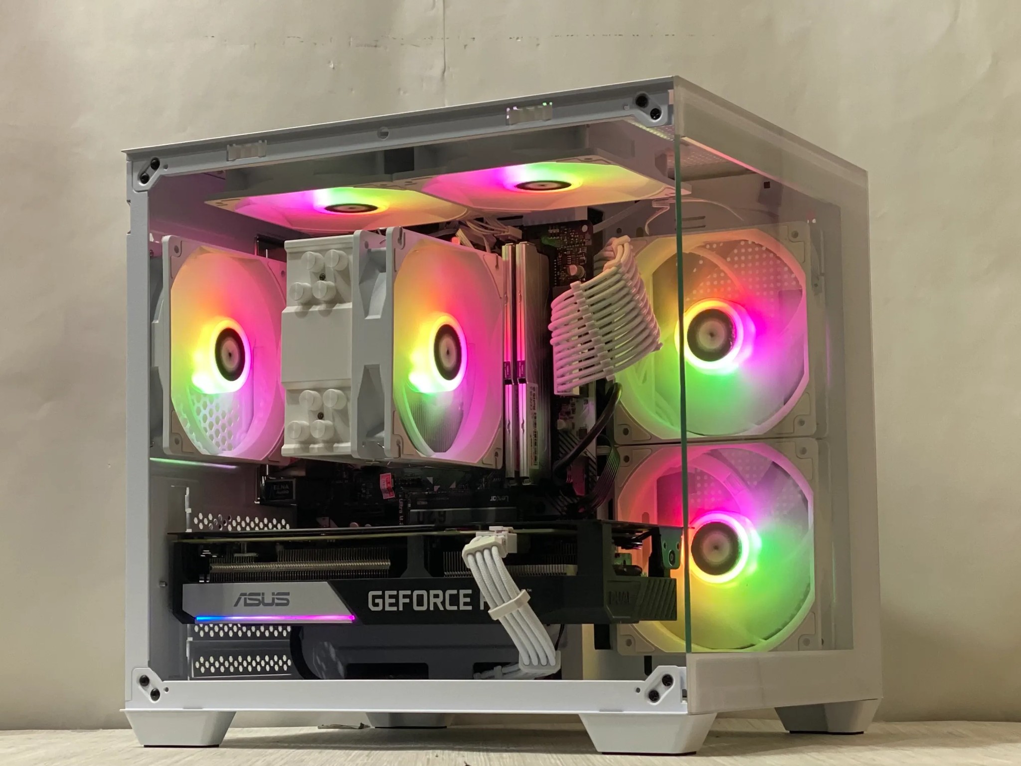 RTX 3060 Ti, Ryzen 5 5500, 16GB DDR4, 1TB NVMe SSD, WiFi - Custom Gaming PC