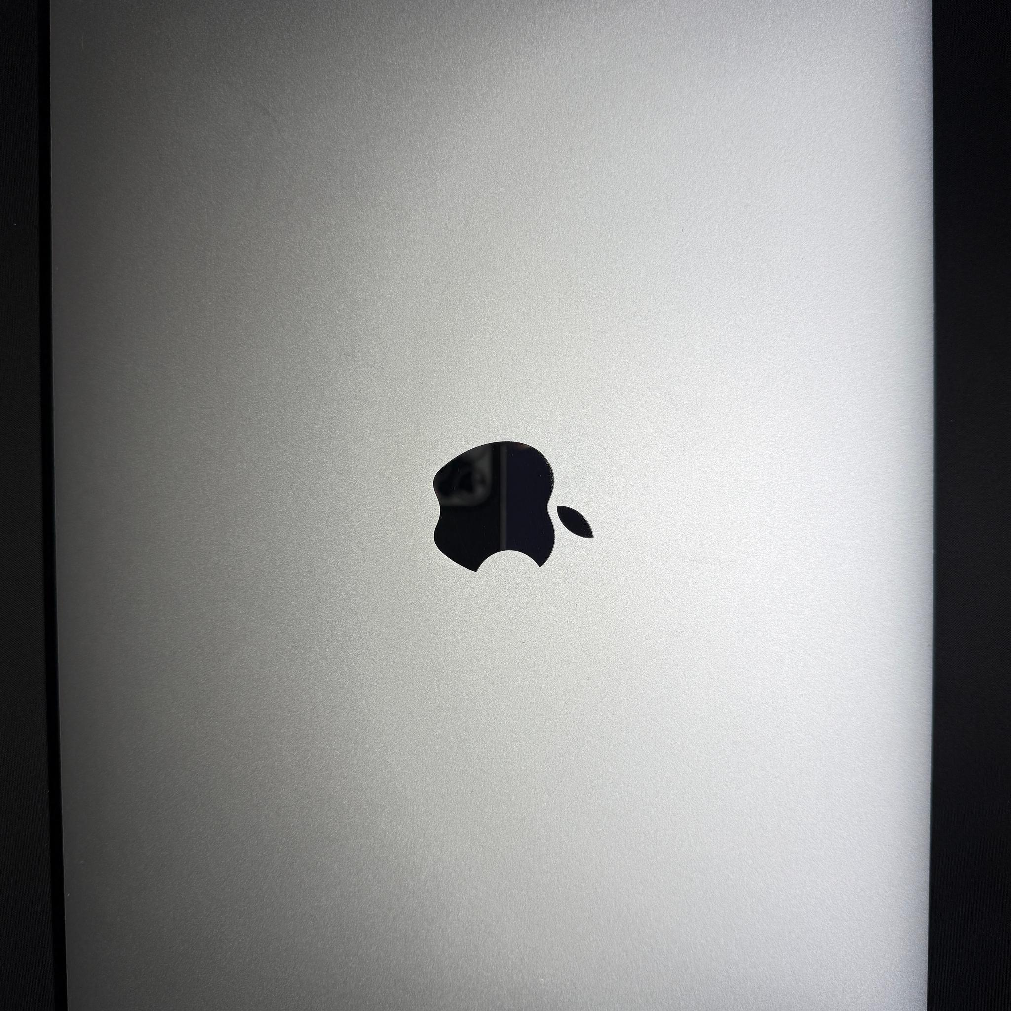 Macbook Pro - M1
