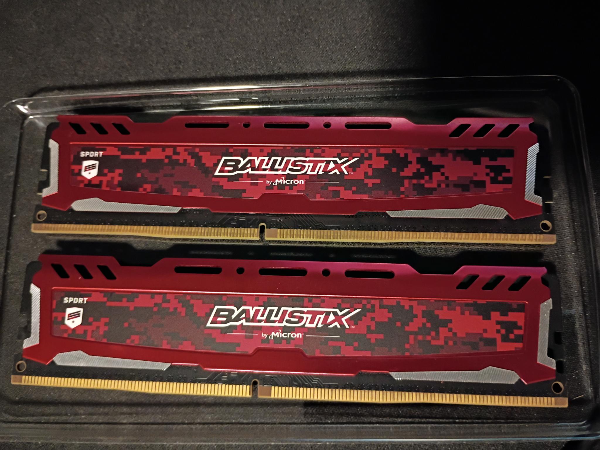 Crucial Ballistix 16GB DDR4-2666 (2x8GB)