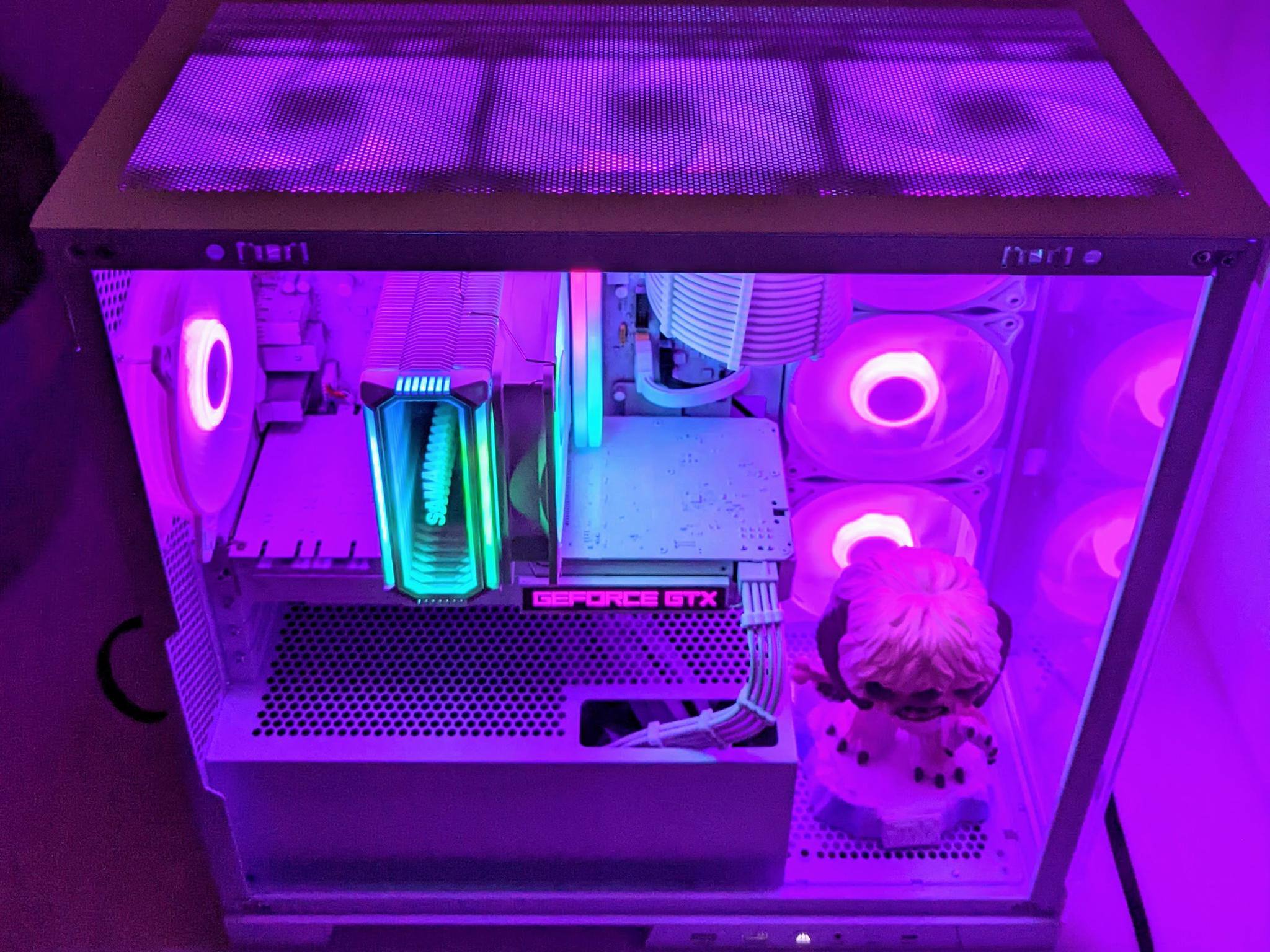 Blizzard King🧊👑| I7-7700| GTX 1080 8GB| 16GB Gloway RGB DDR4| 1TB NVMe SSD| Windows 11 Pro