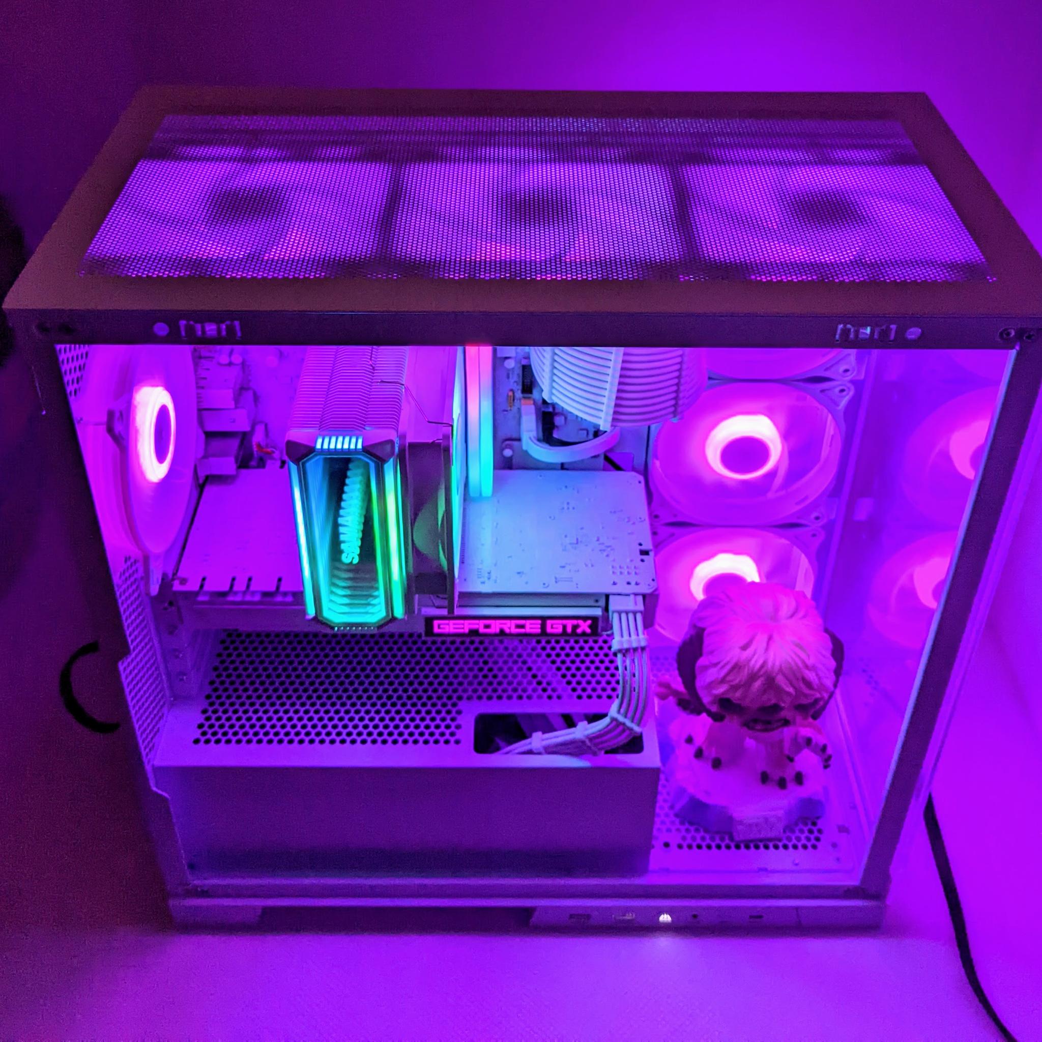 Blizzard King🧊👑| I7-7700| GTX 1080 8GB| 16GB Gloway RGB DDR4| 1TB NVMe SSD| Windows 11 Pro