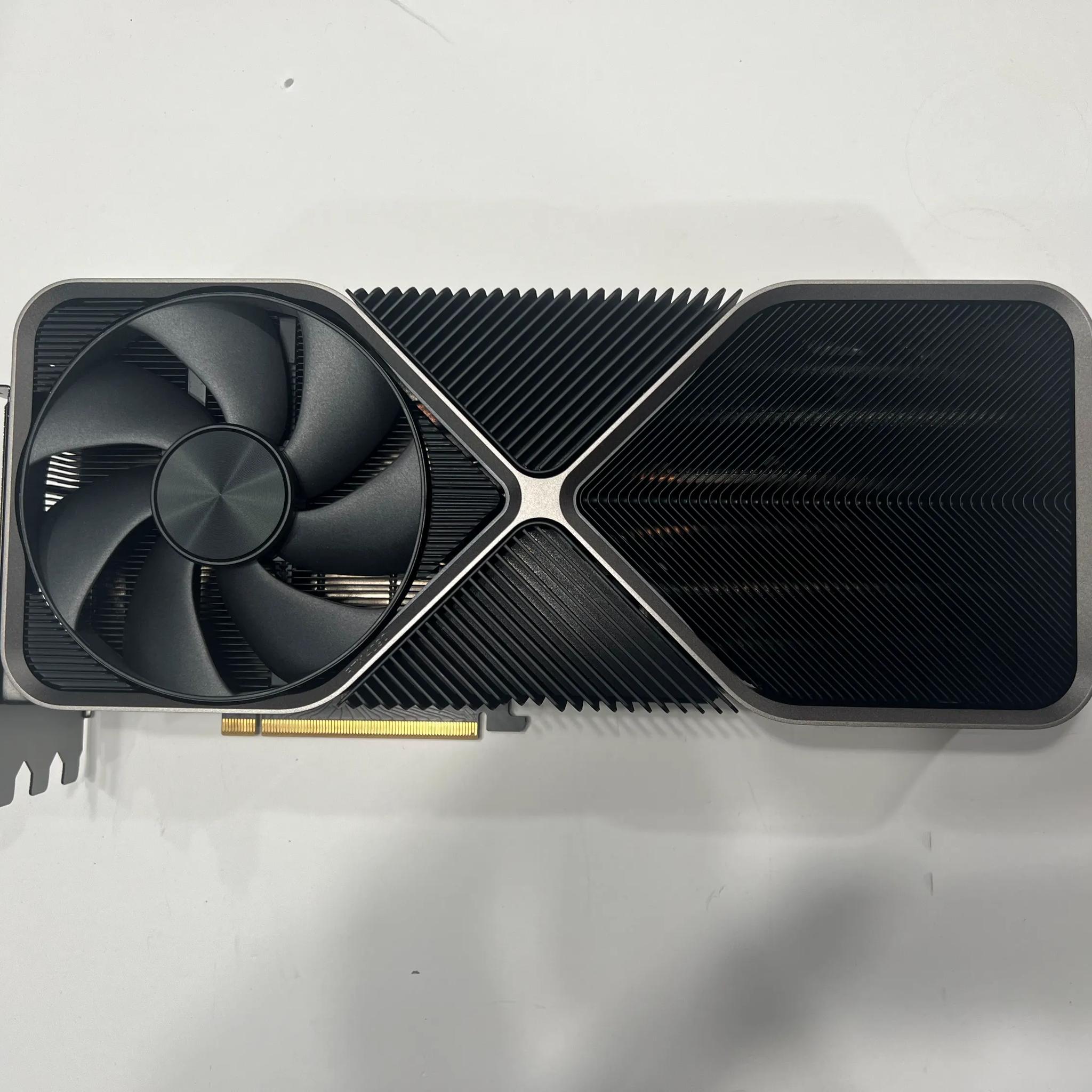 NVIDIA RTX 4090 FOUNDERS 24GB