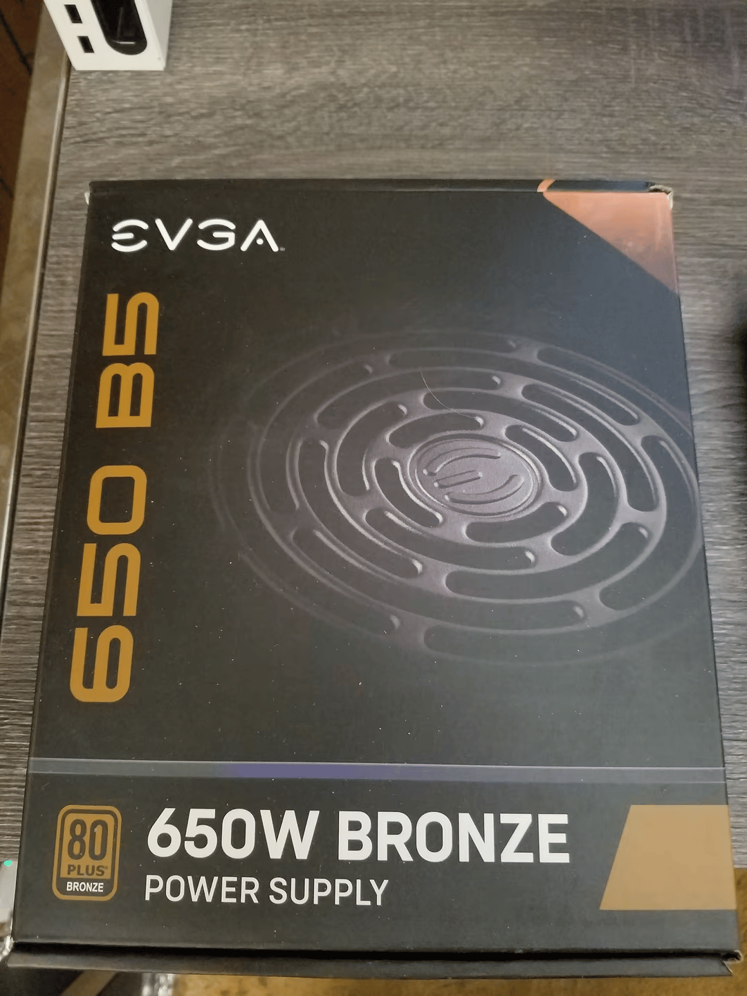 EVGA B5 650 W 80+ Bronze Fully Modular ATX Power Supply