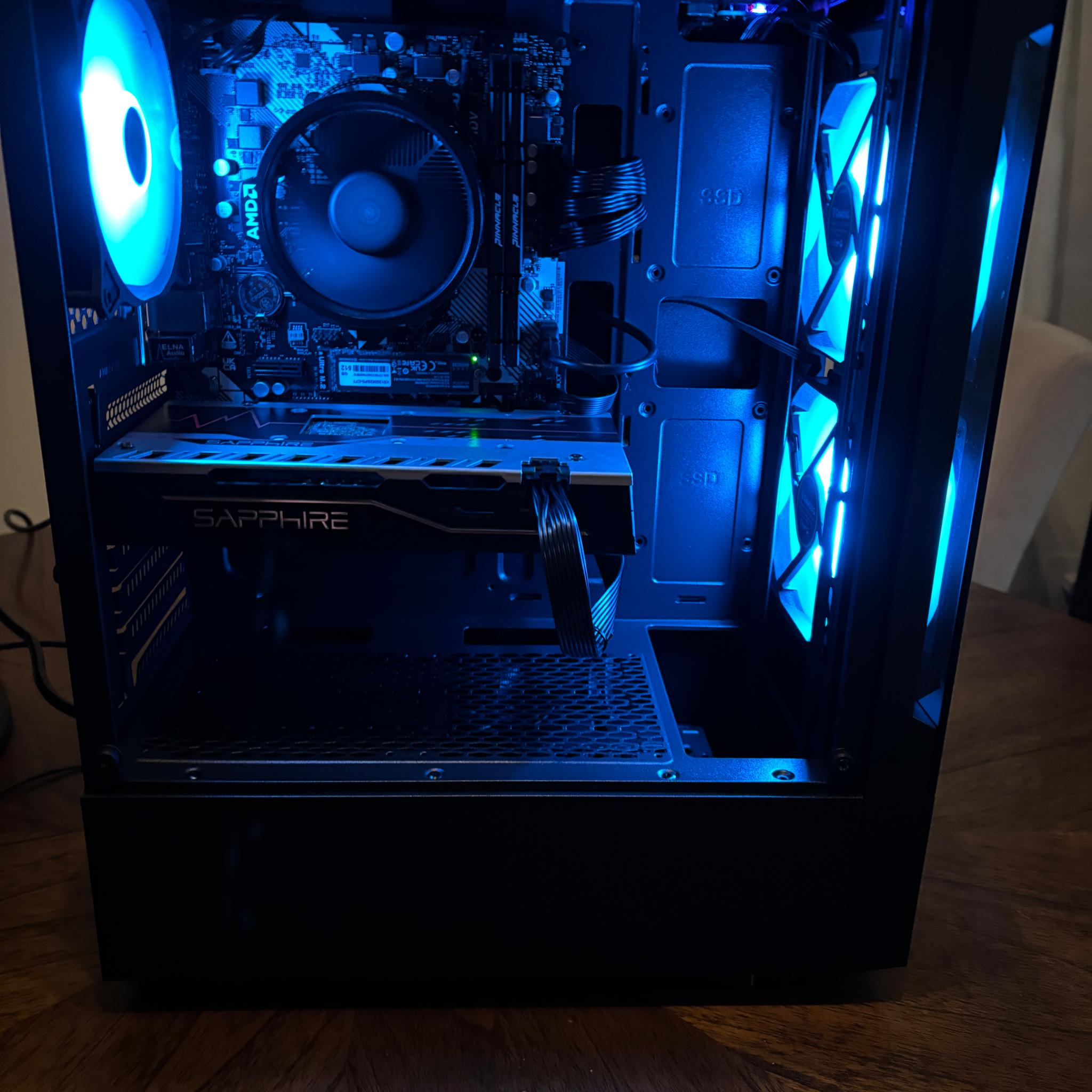 AMD Ryzen 5 4500, Radeon RX 580 8GB, 16GB DDR4 3200MHz, 512GB NVMe, B450 MOBO, ARGB Fans, WiFi Ready