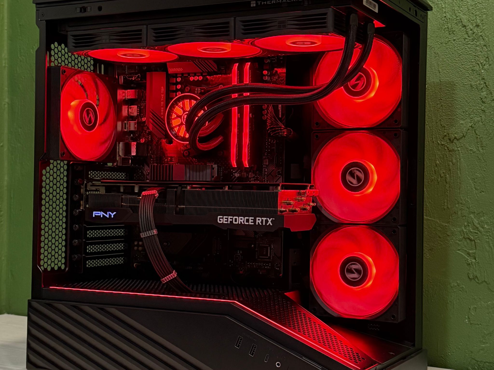 RTX 3070 Ti | Ryzen 7 5700X | 32GB RAM | 1TB NVMe SSD | 750W PSU | 360mm AIO