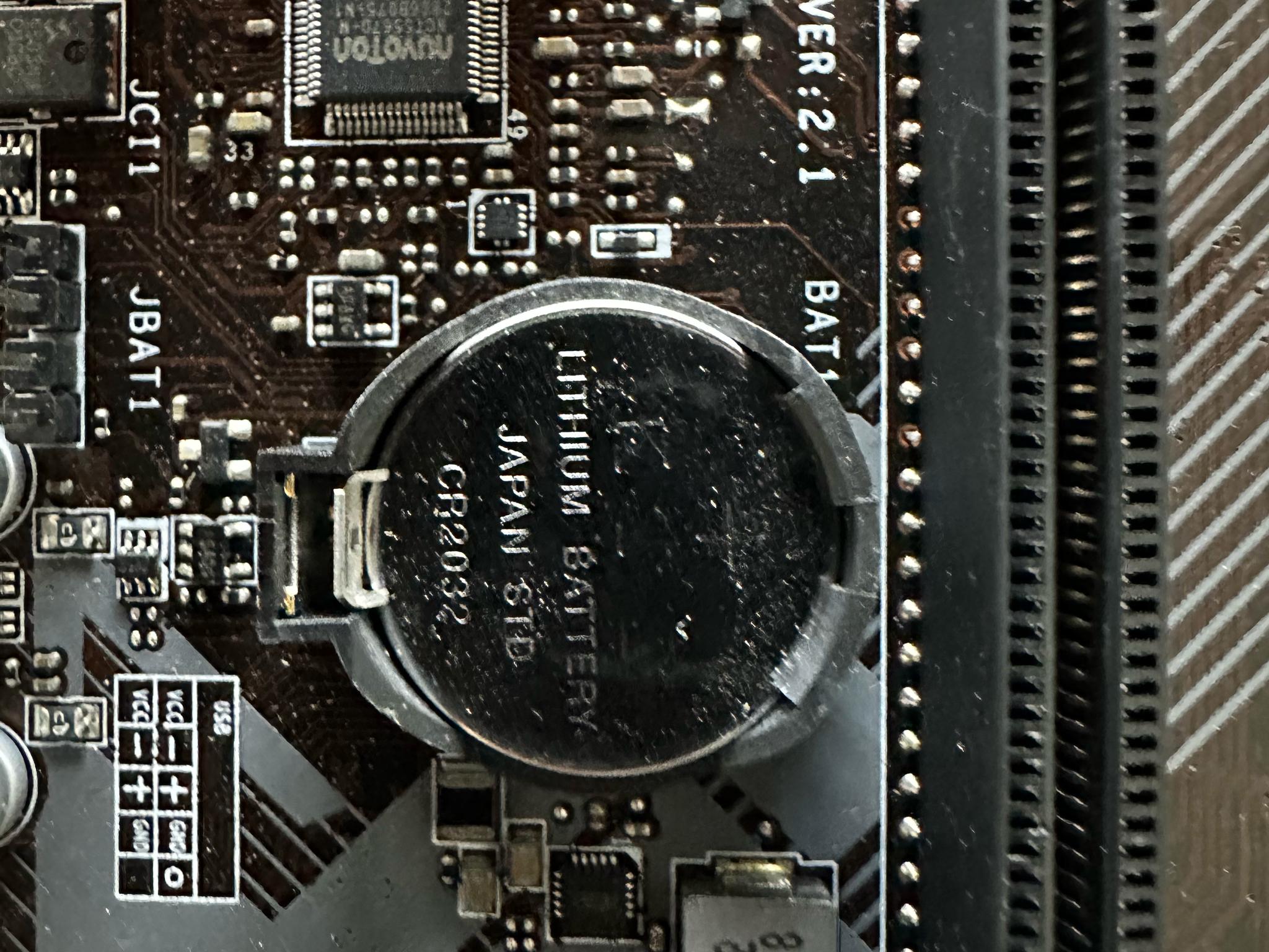 MSI A-320M PRO-M2 V2 w/ Ryzen 3 2300x AM4 CPU (both tested, works)