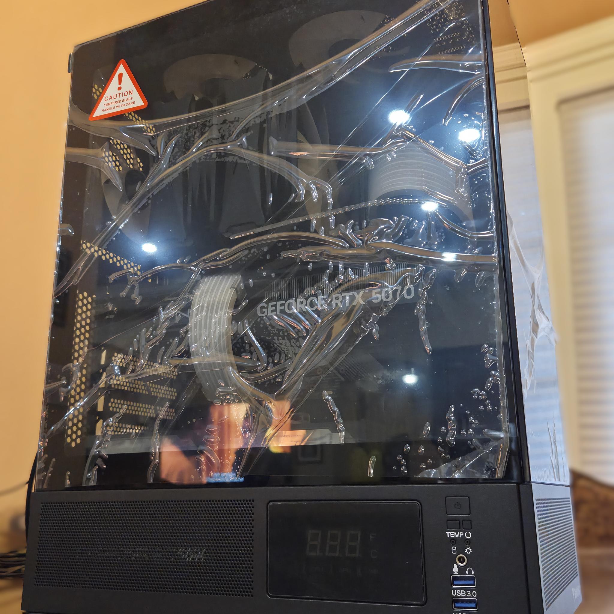 Super!💥 7700|5070|DDR5-32GB|2TB|Temp Display