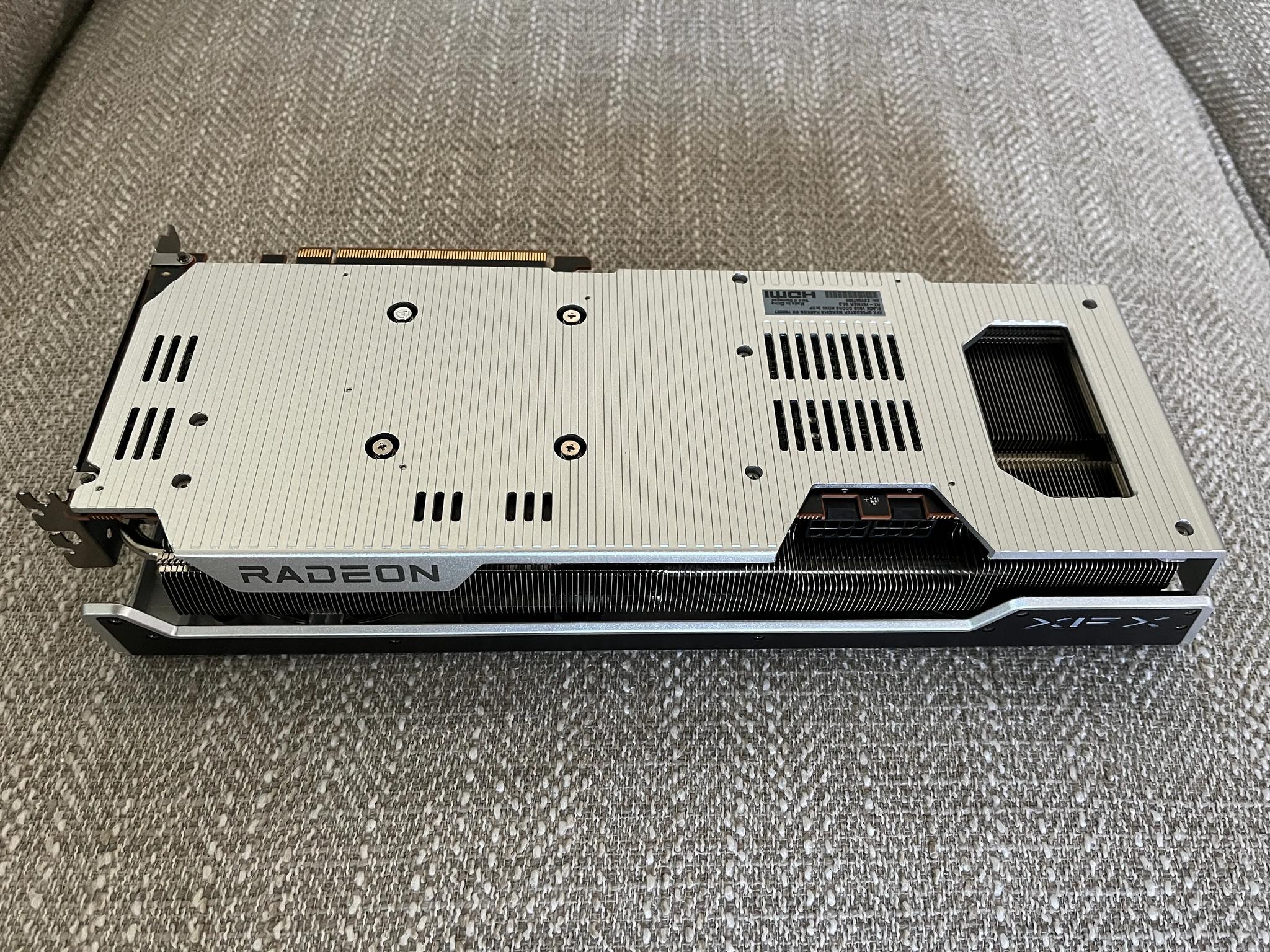 XFX RX 7800XT MERC 319