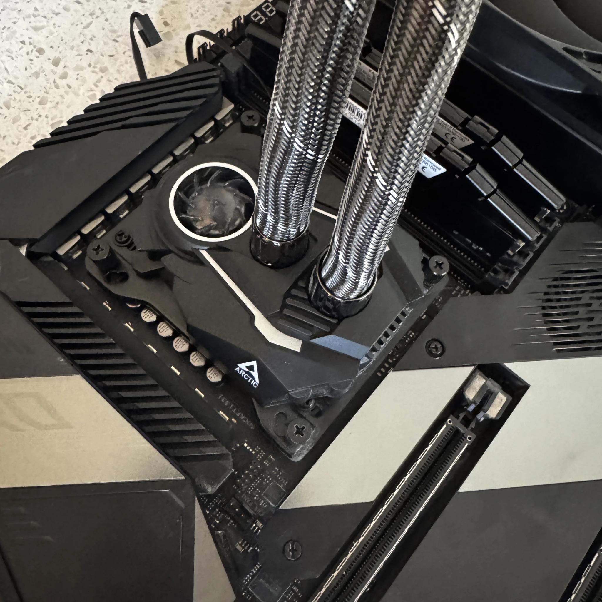 AMD Ryzen 7 5800X3D 8-Core/16-Thread Desktop Processor