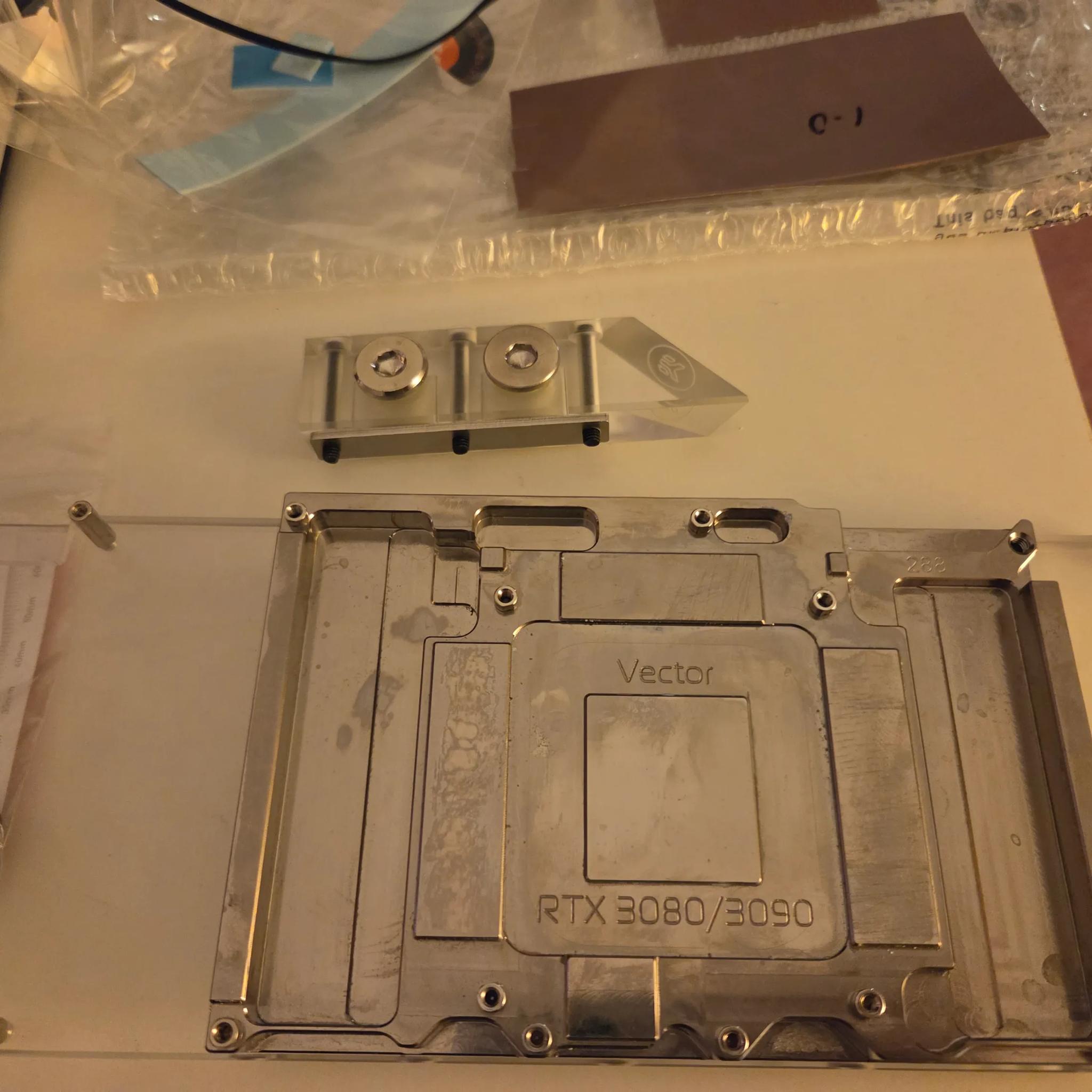 RTX 3090 EVGA XC3 EK Quantum Waterblock + Active Backplate + EK Quantum Vector Backplate