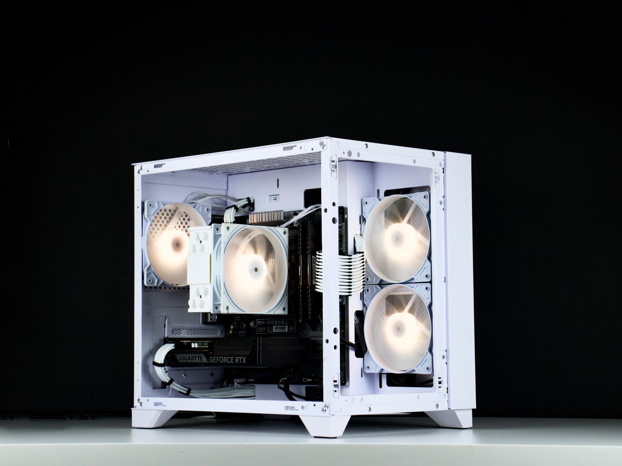 🧊❄️🧊 White Gaming PC – RTX 5060 , Ryzen 5 5600X, 32GB RAM, 1TB SSD - WiFi, BlueTooth 🧊❄️🧊
