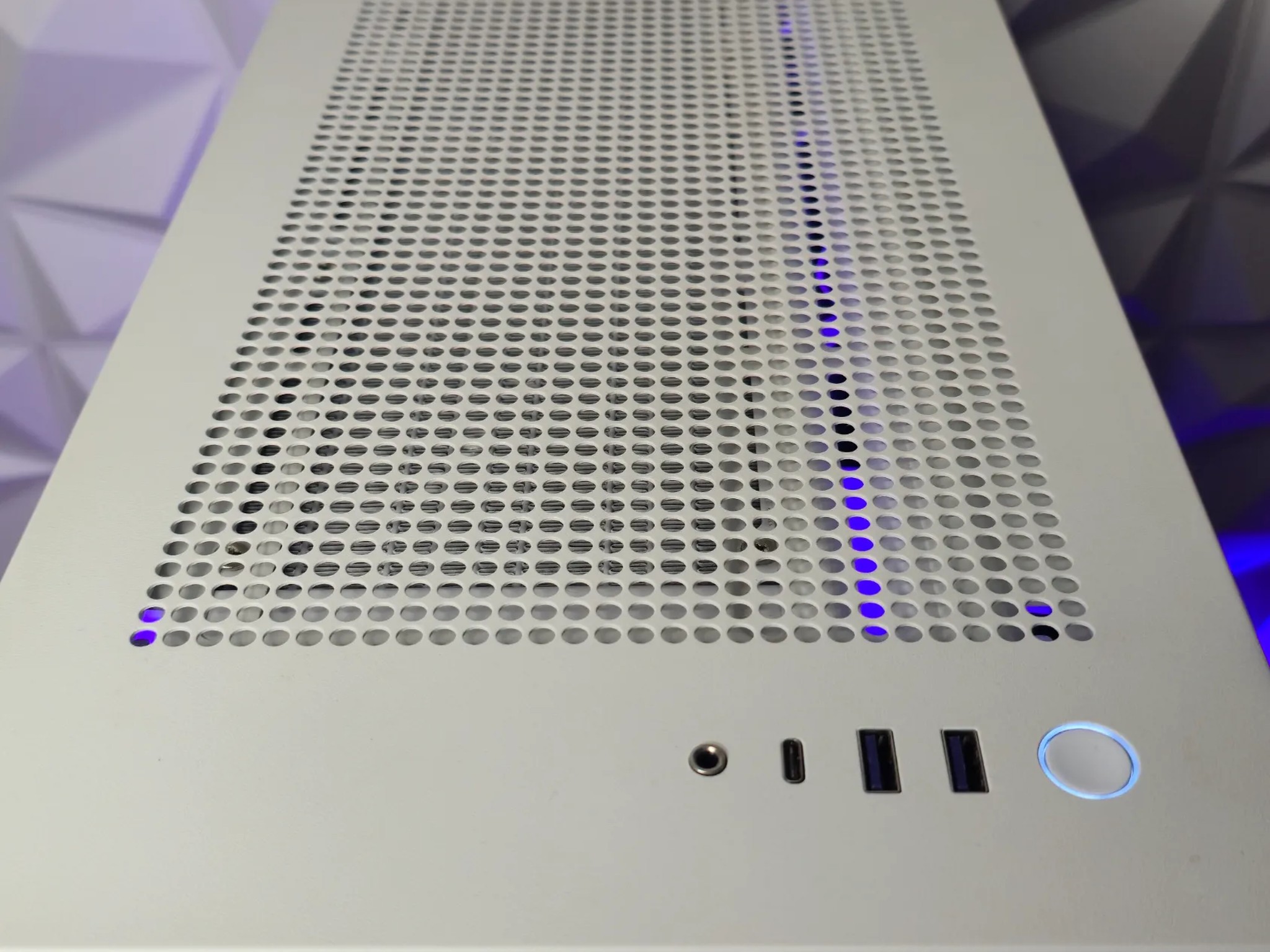 1440P BEAST 6800 XT / RYZEN 7 5800 X / 32 GB RAM / 1 TB SSD / WIFI