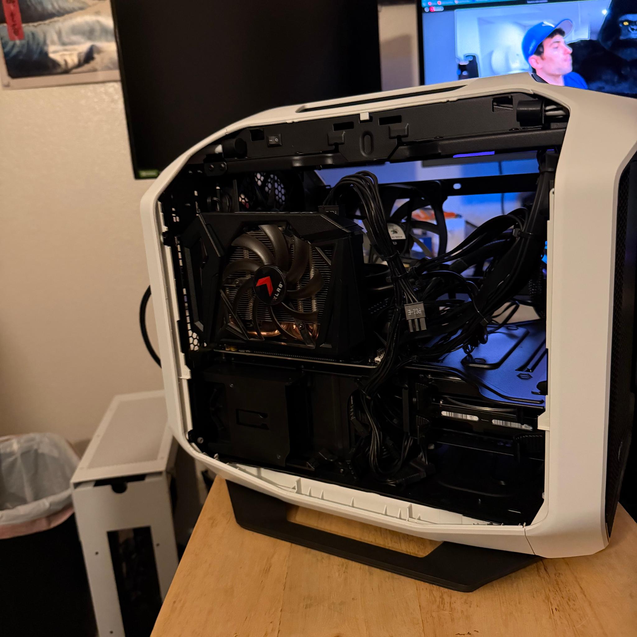 Fall 🍂 SFF Build 01: Ryzen 5 5500 | 16GB DDR4 | GTX 1660 Super | 2.5TB Storage | Free Shipping!