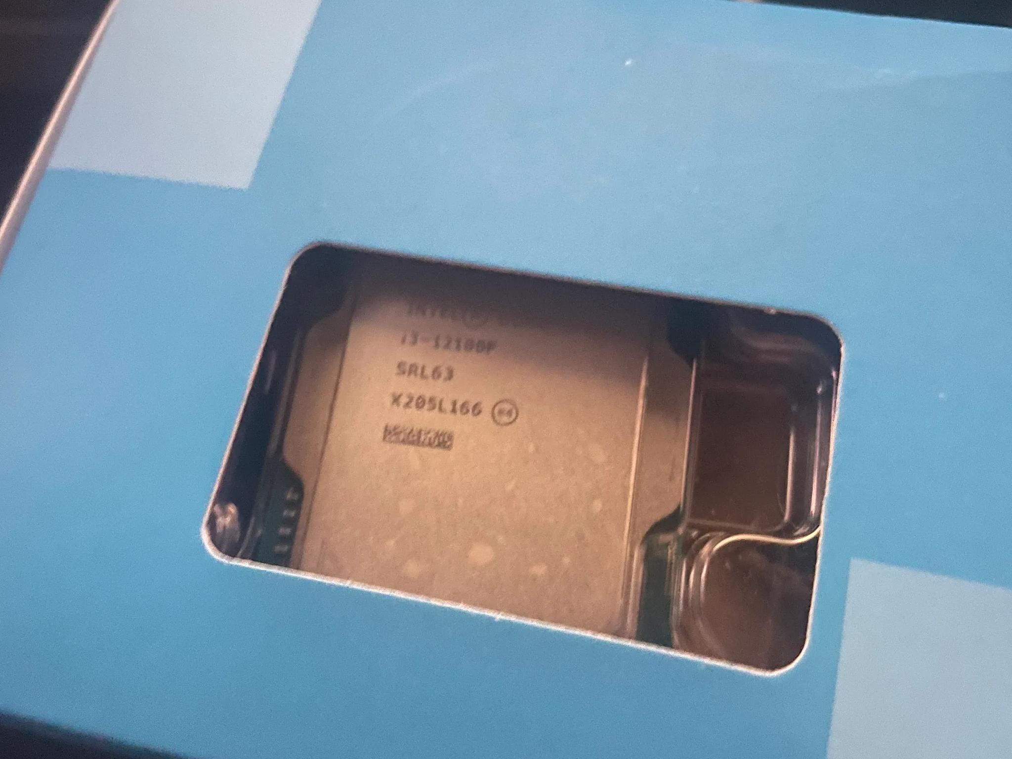 intel core i3-12100f