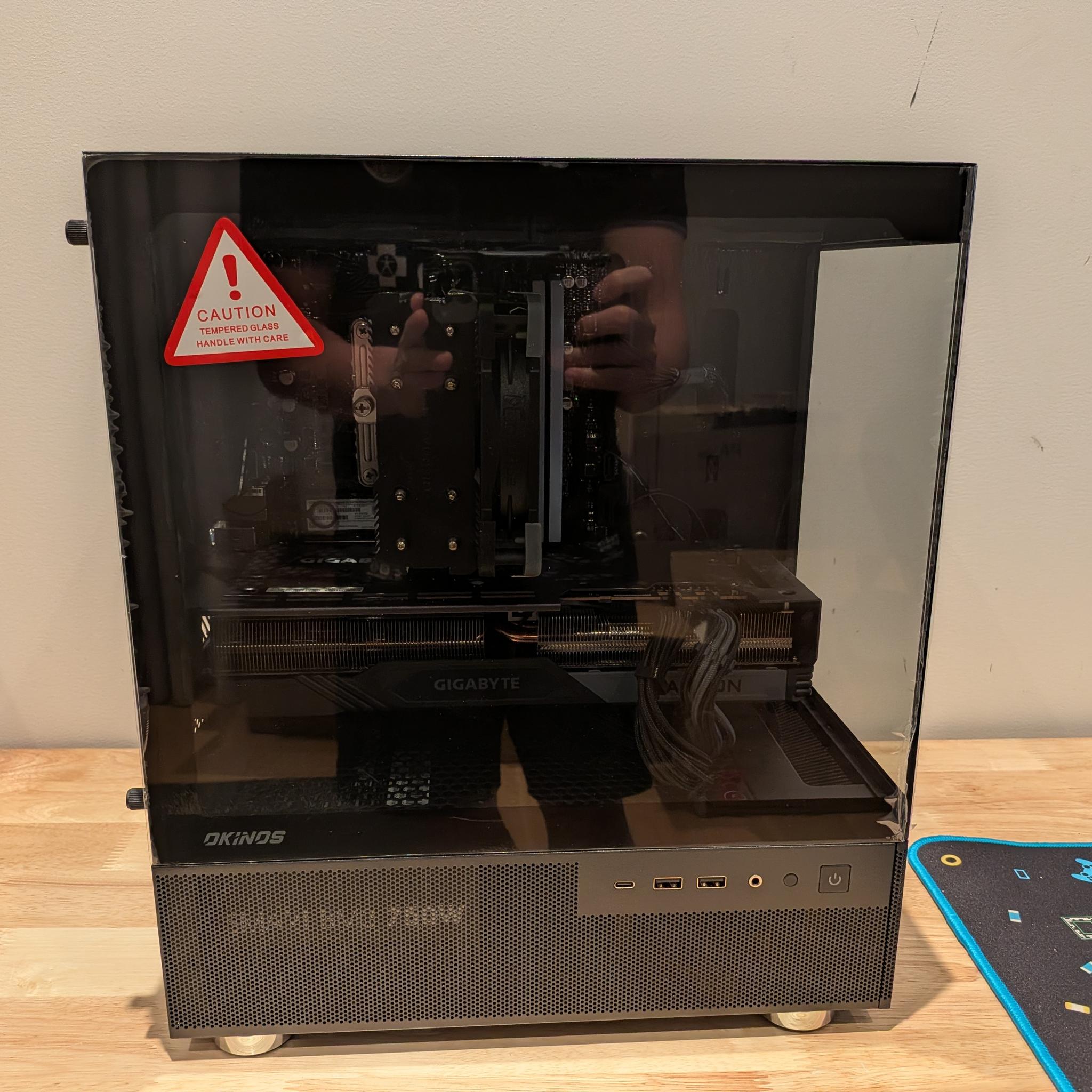 1440p Slayer - AMD Radeon RX 7800 XT, Intel Core Ultra 5 235, 32 GB DDR5 RAM, 1 TB NVME, RGB