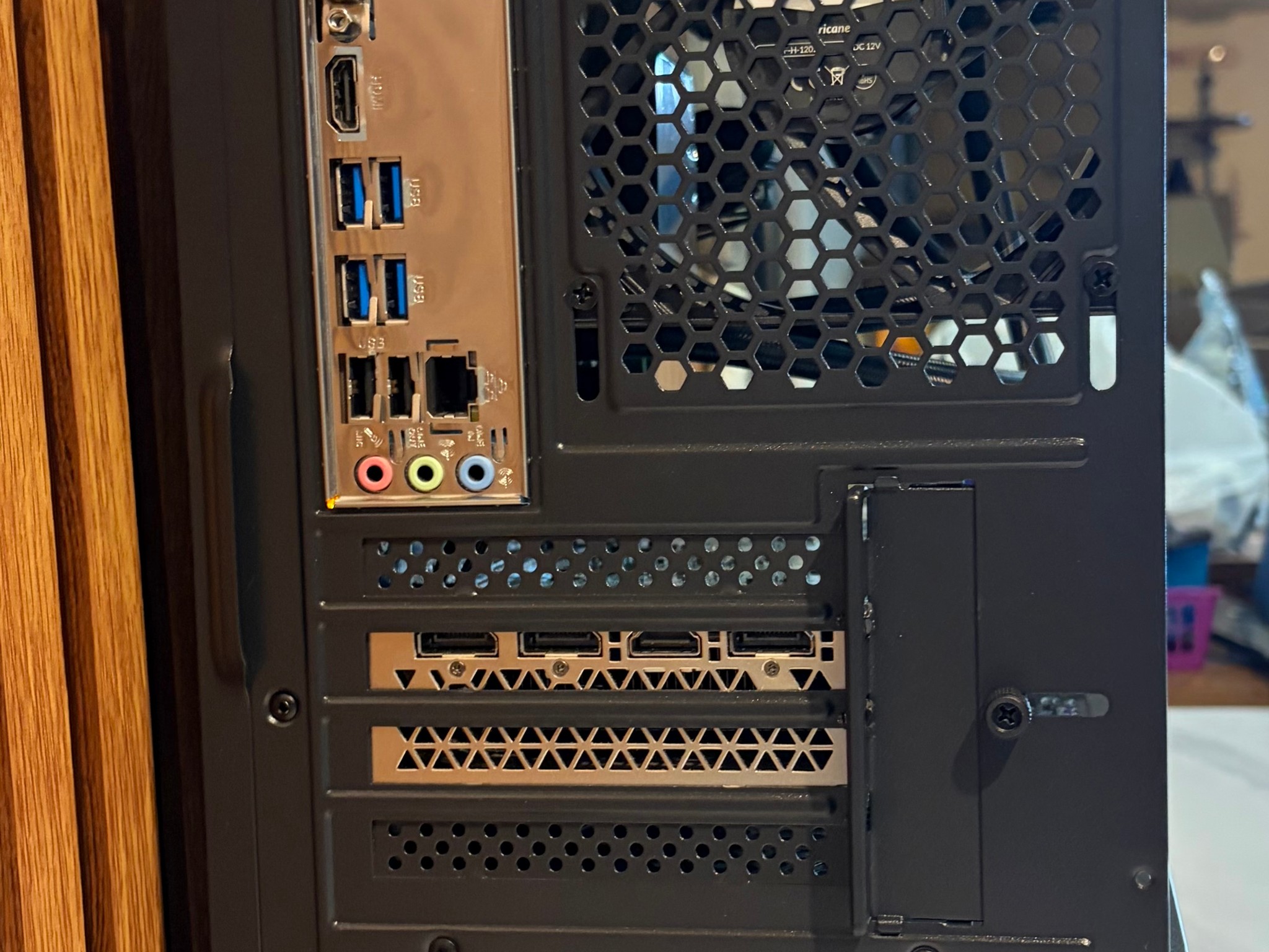 RTX 2080 SUPER | RYZEN 5 3600 | 16GB DDR4 | 500GB SSD | 240MM | 650W