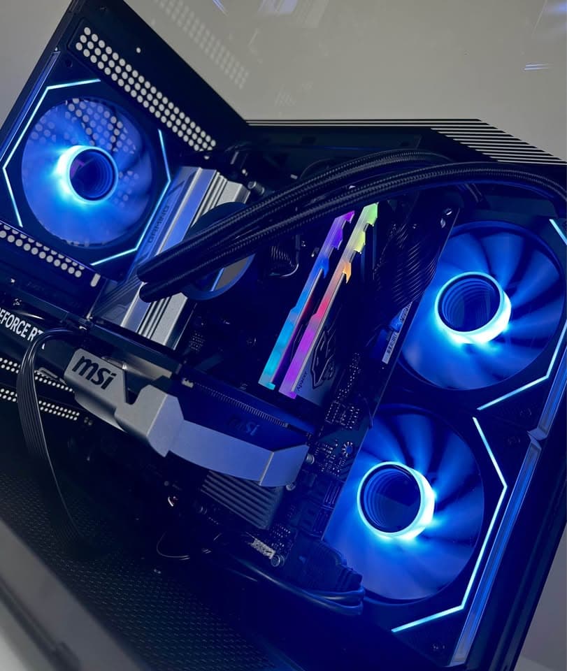 ⚡8700F / RTX 5060 Ti Gaming PC⚡| Infinity Fans + Customizable LCD Display