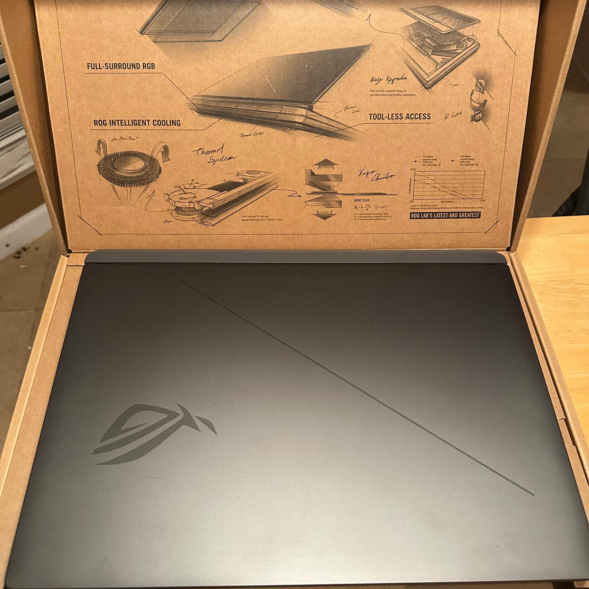 New ASUS - ROG Strix G18 18" 2.5K 240Hz - RTX 5080 - Intel Core Ultra 9 275HX - 32GB RAM - 2TB