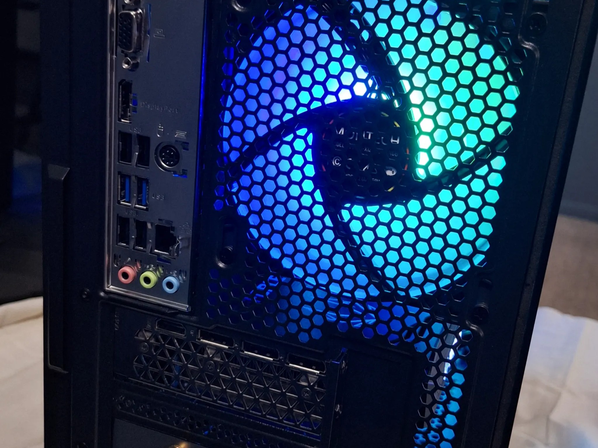 1440p Custom Gaming PC | RTX 3070 | i5-12600KF | 32GB DDR4 RAM | 2TB SSD | 850W PSU