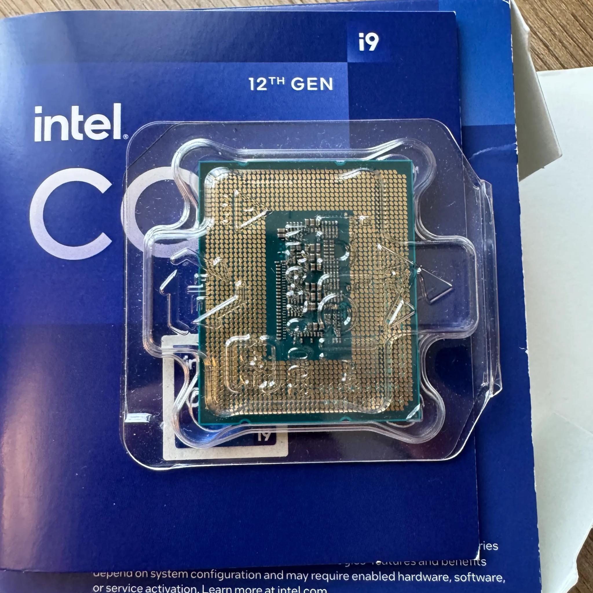 Intel Core i9-12900K LGA1700 30MB Cache 5.2GHz 16 Core New Open Box