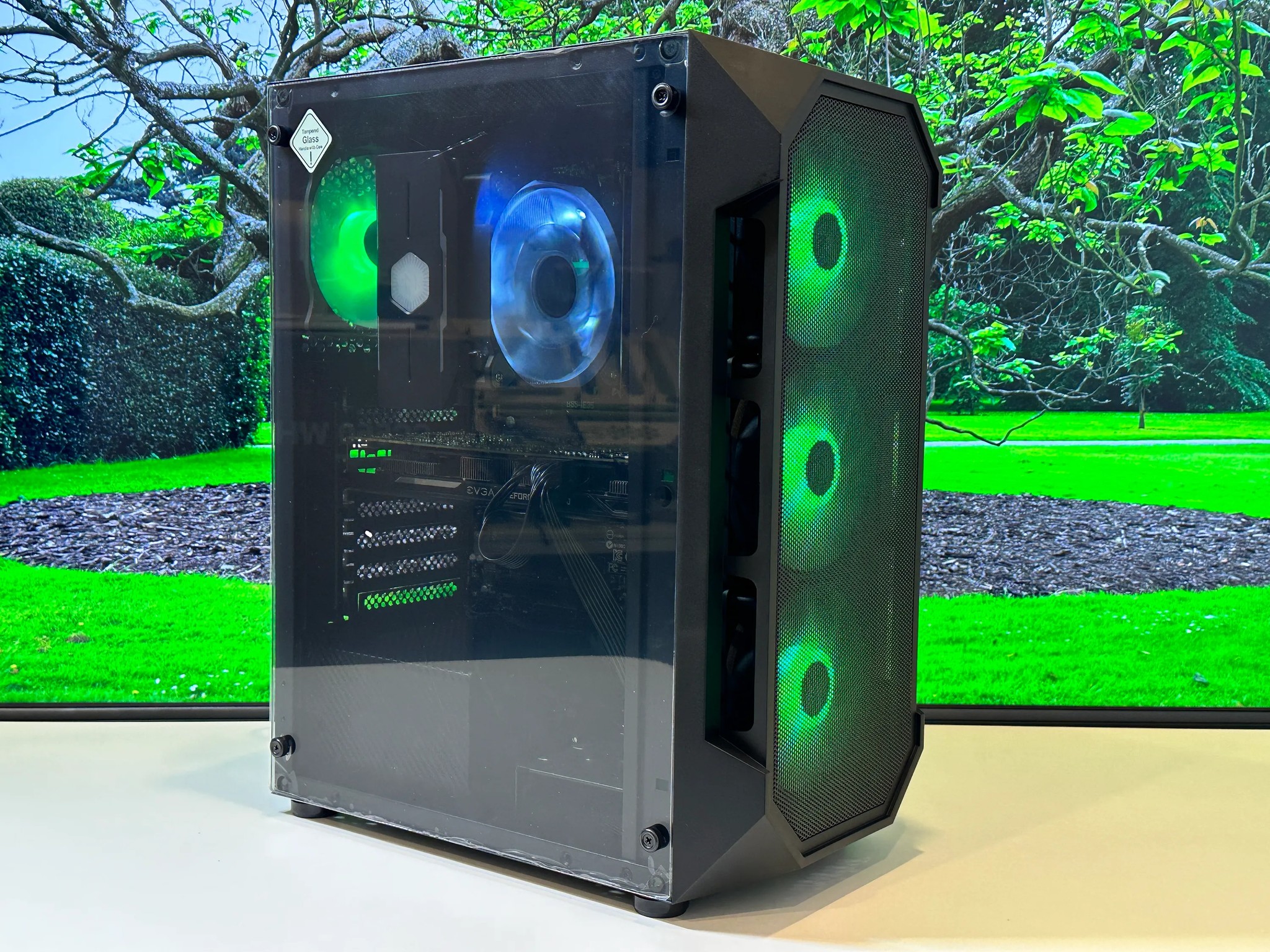 🔫💣For the 💵 💰-Budget Gaming PC-Nvidia GTX 970-Intel Xeon 1270 V3-16GB DDR4 RAM-500GB SSD