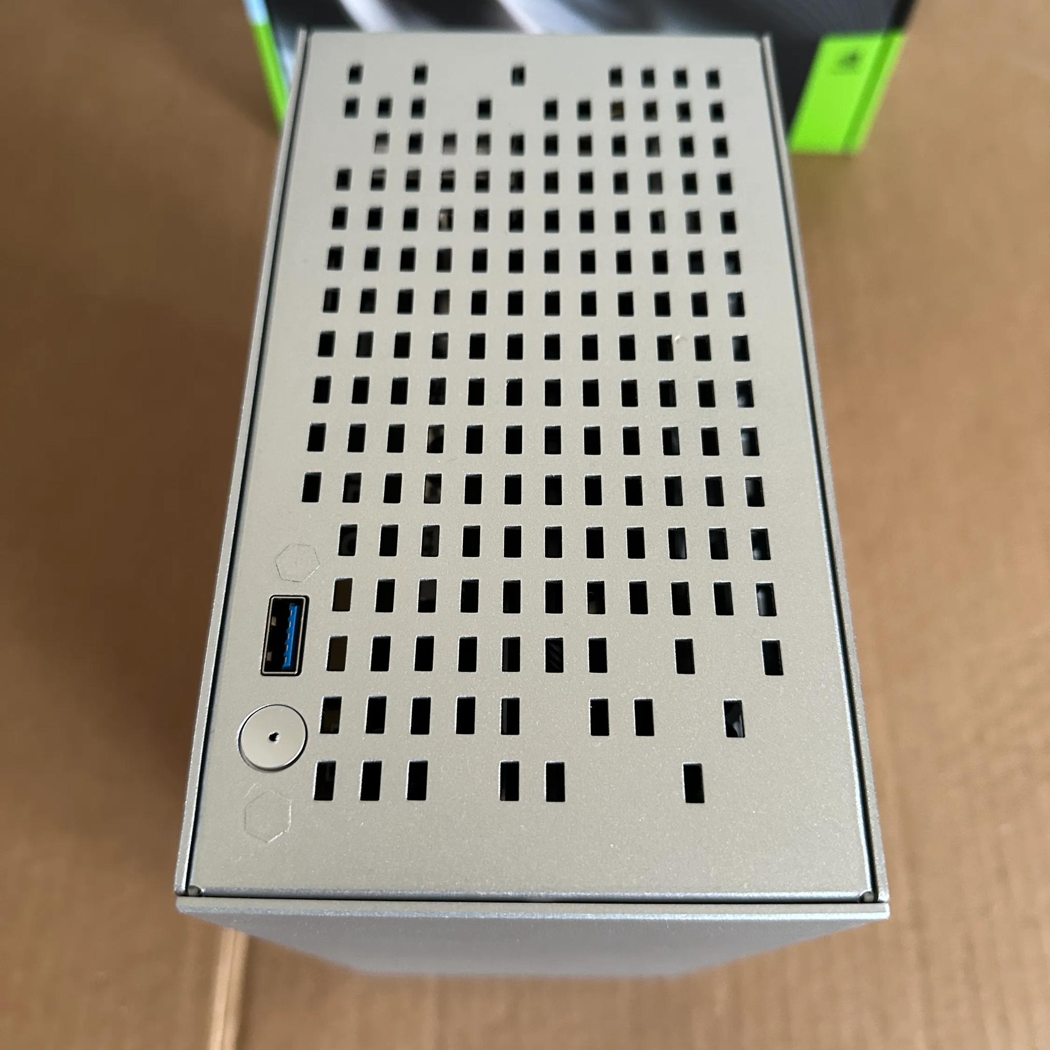 MINI GAMING PC - AMD Ryzen 5 5600X 6-Core + NVIDIA RTX 4060 8GB + 2TB NVME SSD + 32GB DDR4 RAM