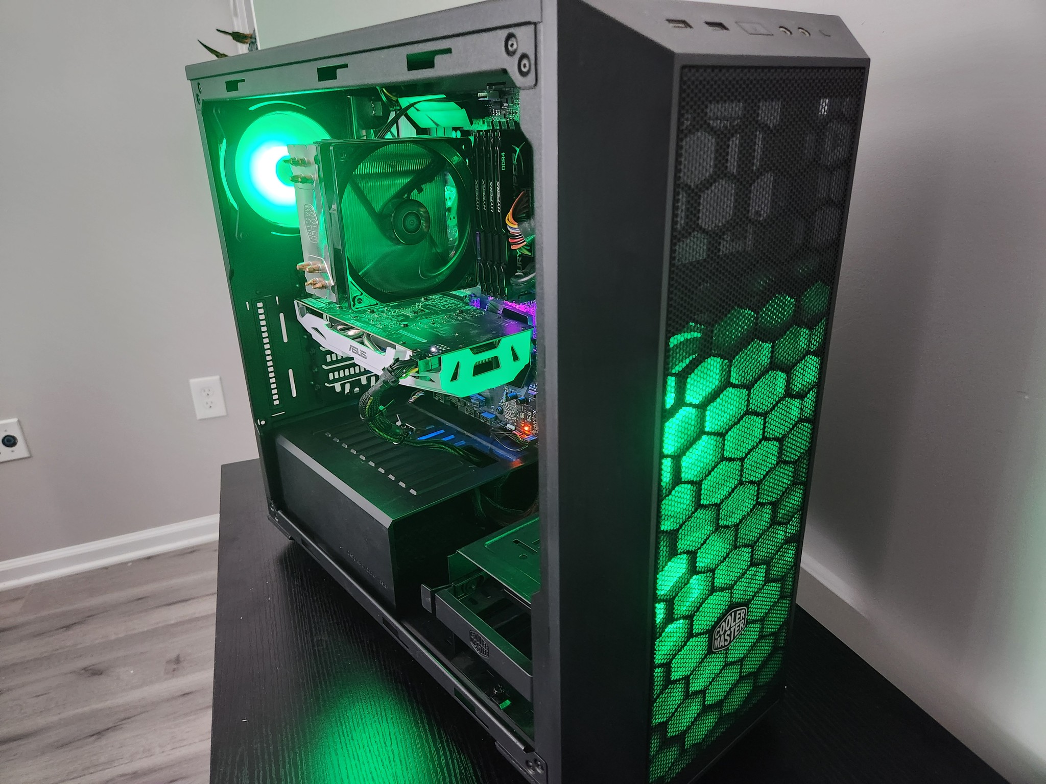 THE GREEN HORNET: The PERFECT starter Gaming PC!