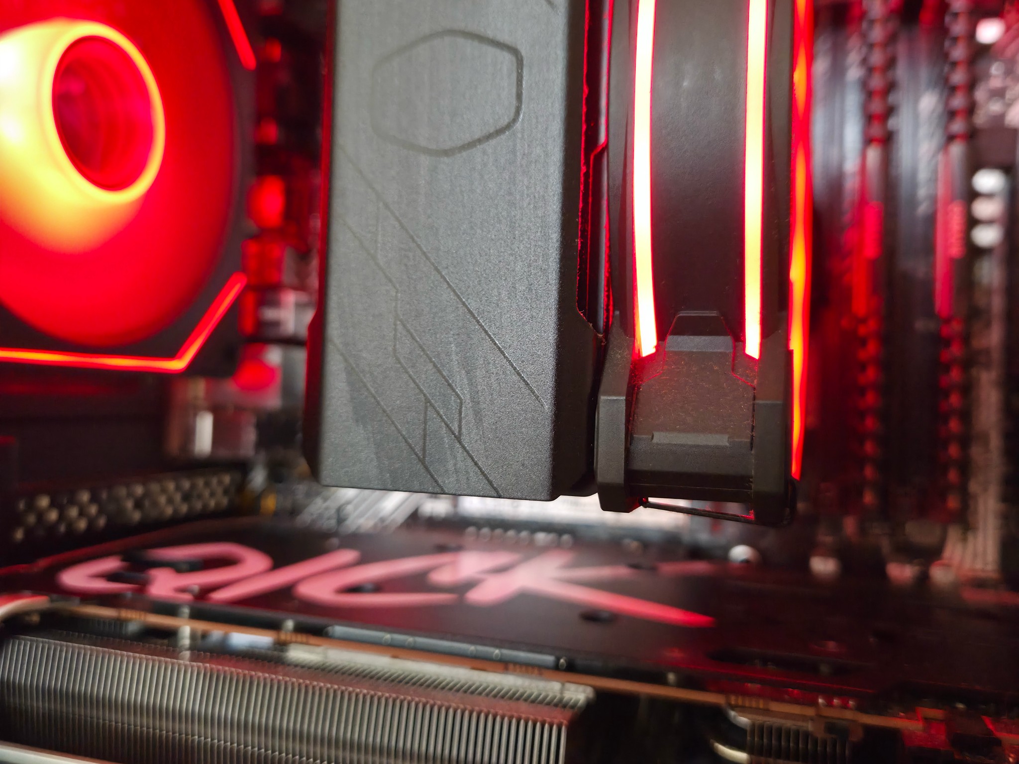 6750XT 12GB | Ryzen 5 5600x | 32GB RAM | 1TB NVME | Windows 11| WIFI/BT |