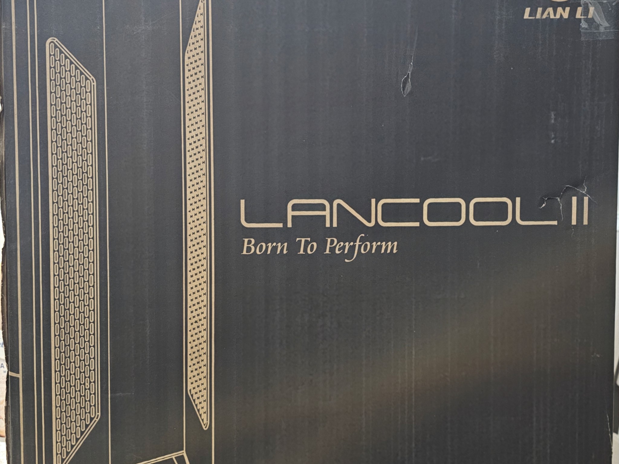 LIAN LI LANCOOL 2 WHITE Tempered Glass ATX Case -White Color -LANCOOL II -W
