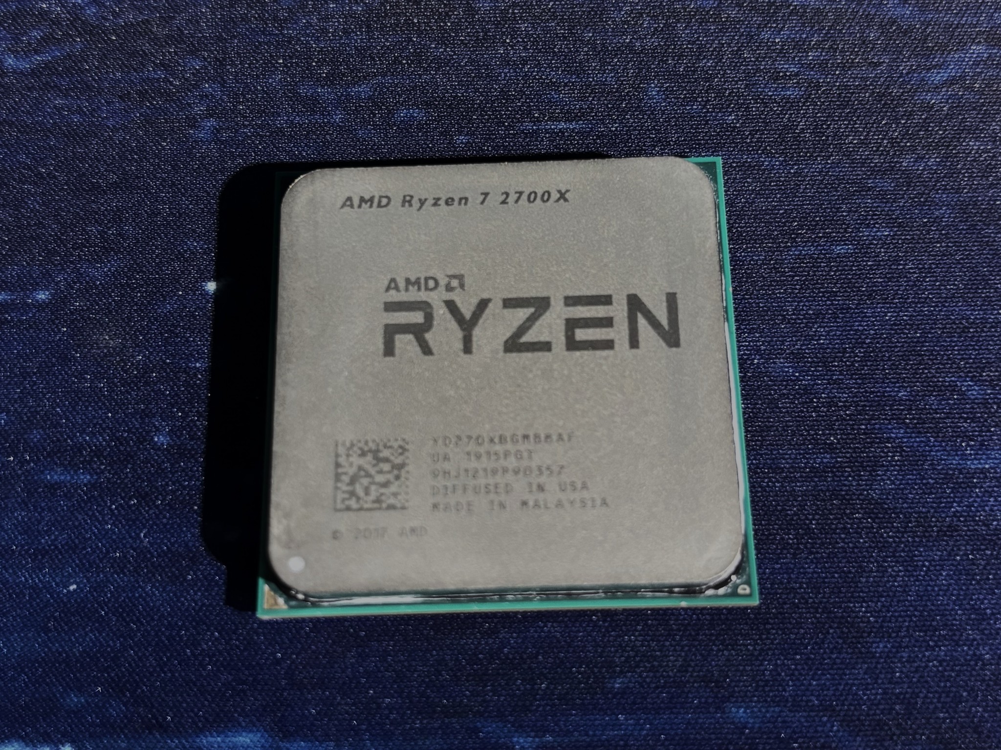 AMD Ryzen 7 2700X