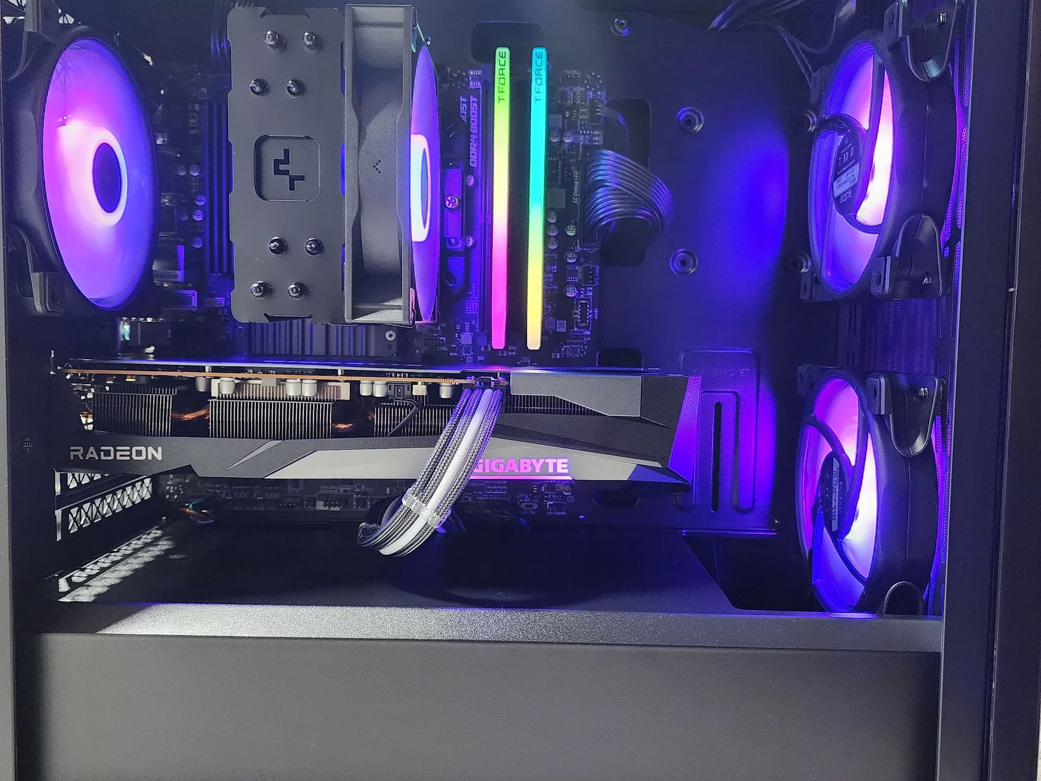 Tier "Dos" Gaming PC | R5 5600 | Radeon RX 6650XT | 16GB RAM | 1TB NVME