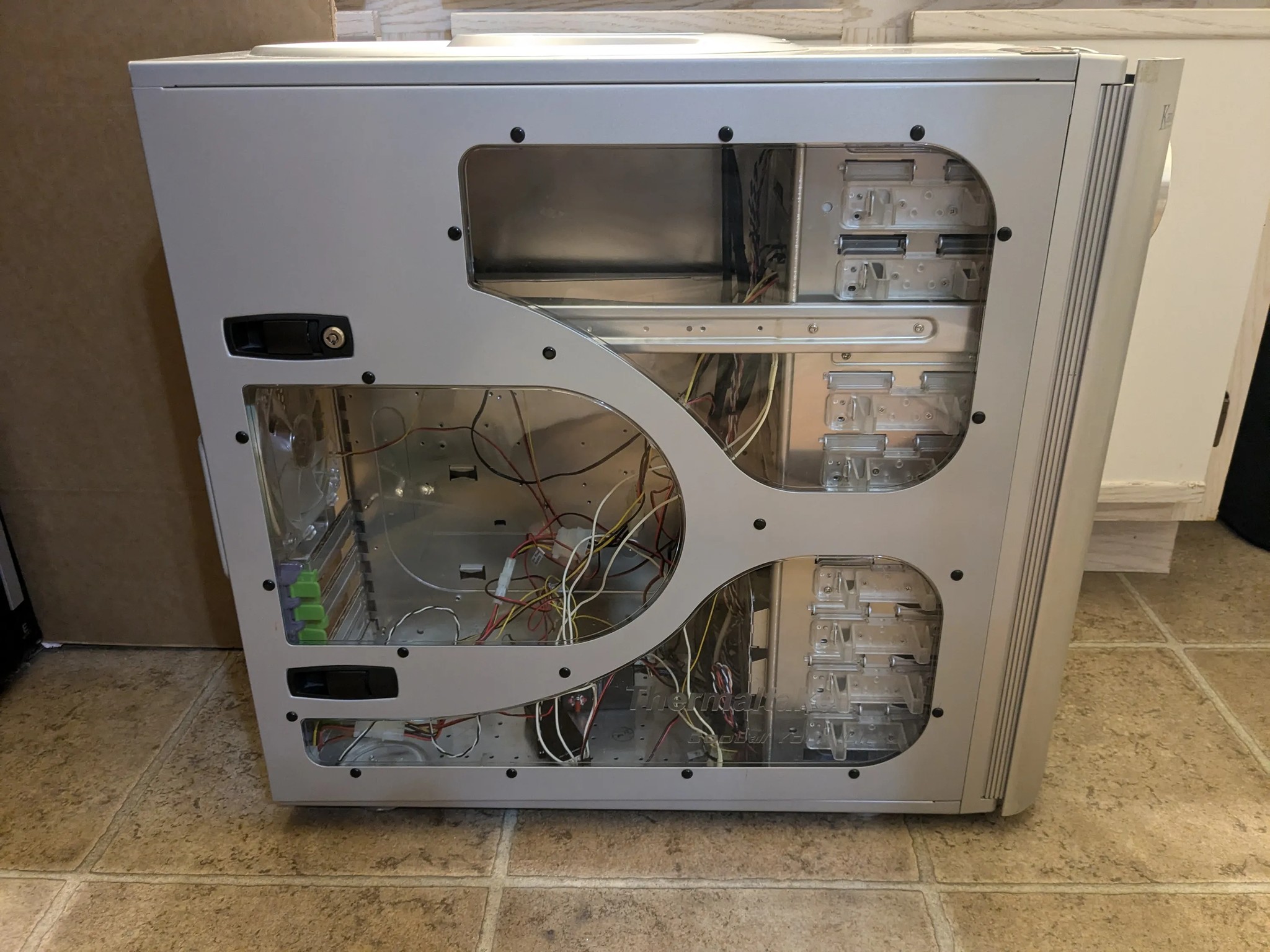 Thermaltake Kandalf Super Tower ATX Retro Vintage