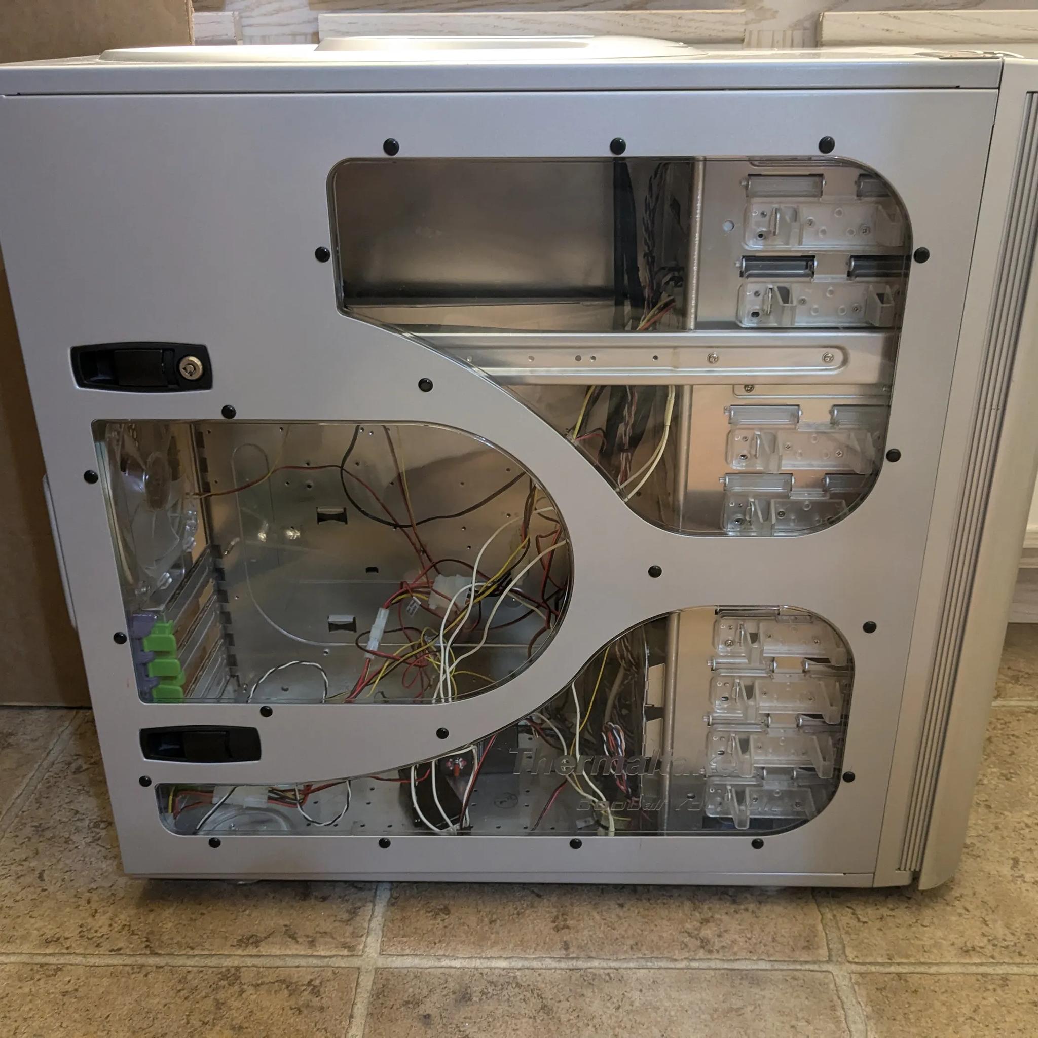 Thermaltake Kandalf Super Tower ATX Retro Vintage