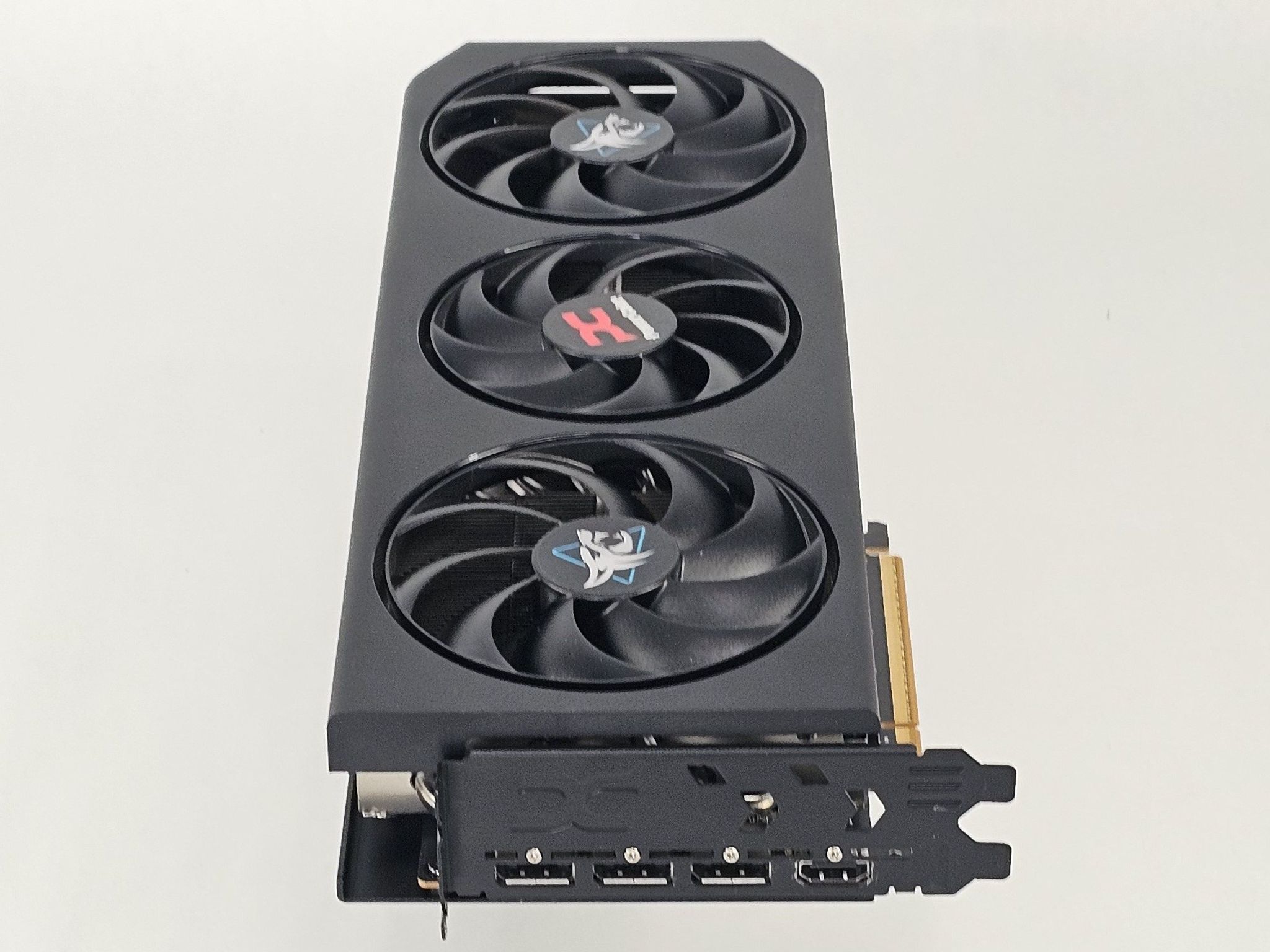 RX 9070 XT PowerColor Hellhound 16GB