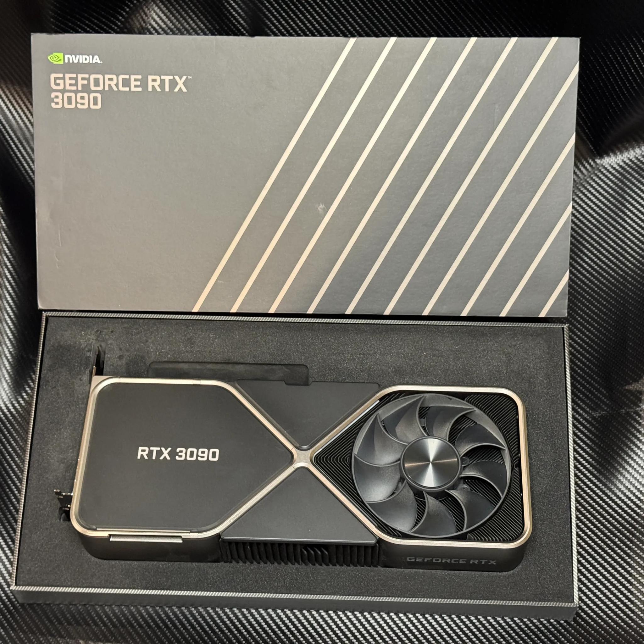 3090 FE mounted EKWB + FE Cooler (unused) + extra WB!