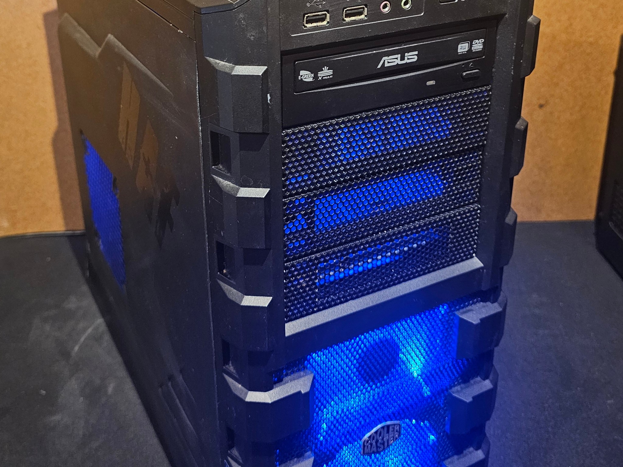 Gaming Computer Xeon E3 1241 v3 - RX 570 - 8GB
