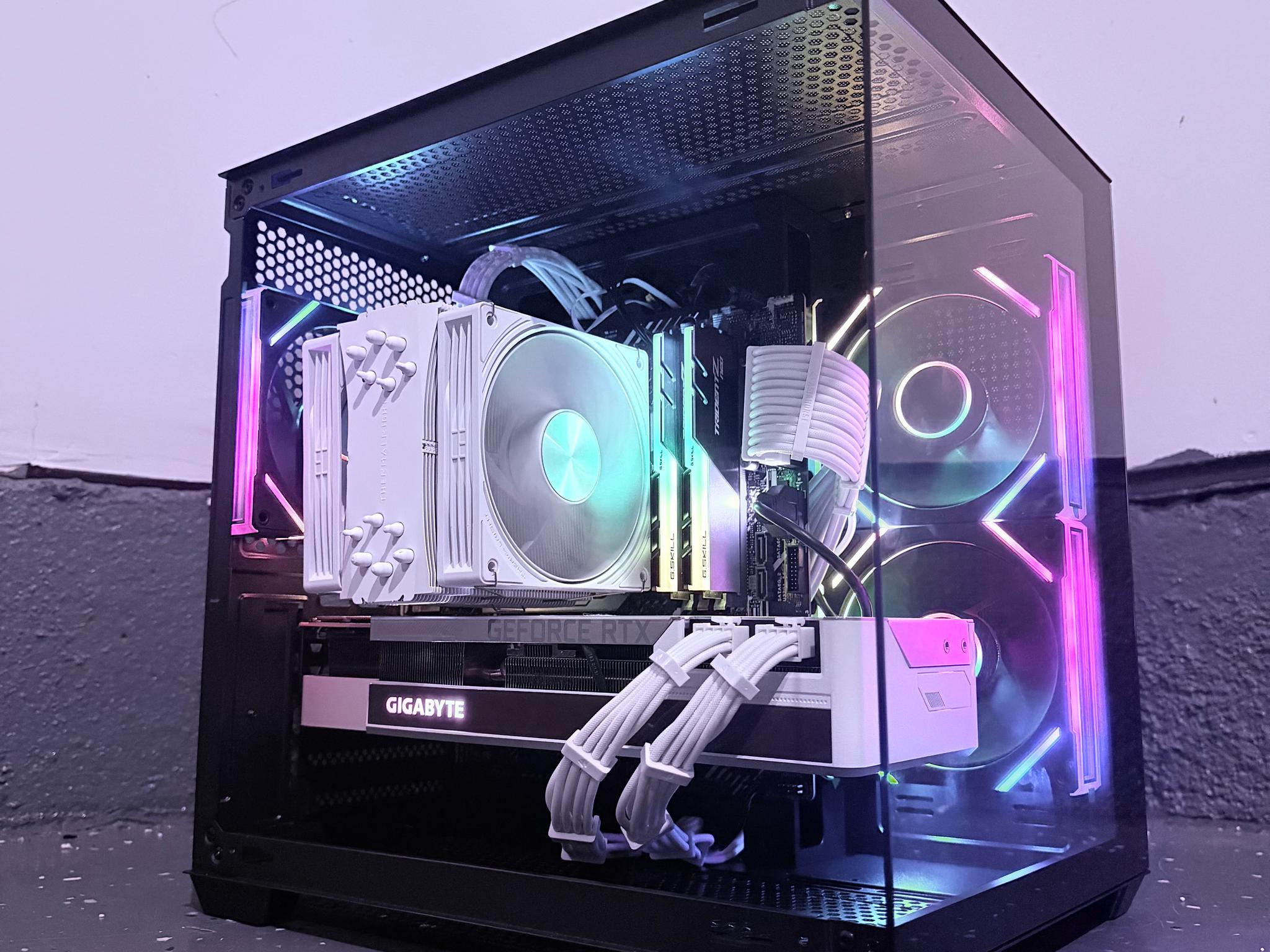 ⚪️"Ghost Spectrum"🌈| 1440p Gaming | RTX 3080 | i7 11700 | 32GB Ram | 1TB SSD | Free ShIpping