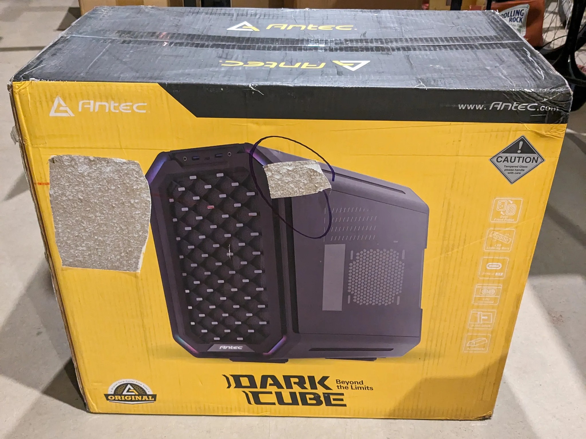 Antec Dark Cube Micro ATX Mini ITX PC Case