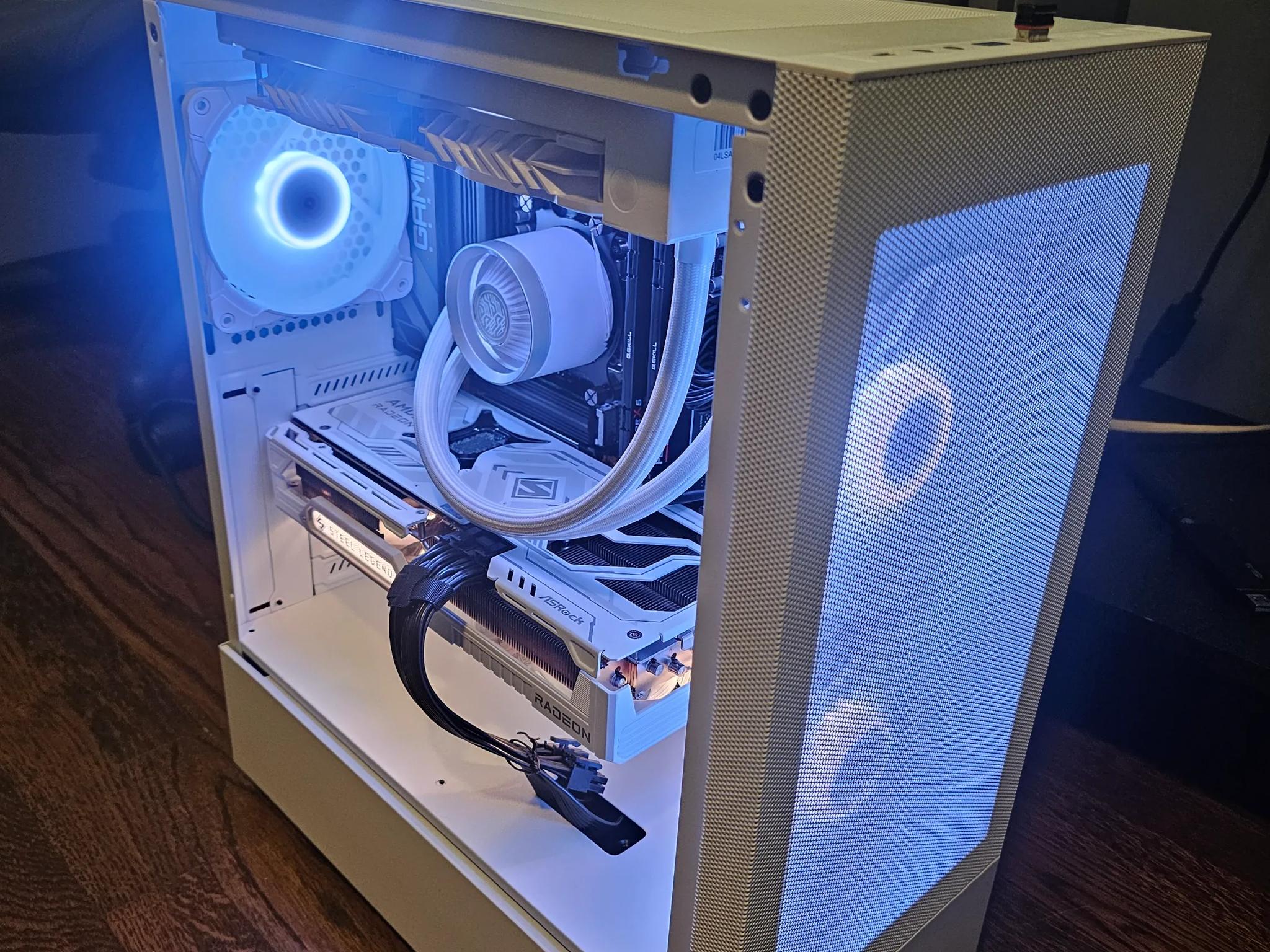 RX 9070 XT | Ryzen 5 9600x | 32GB DDR5 | 2TB NVME| Windows 11 Pro