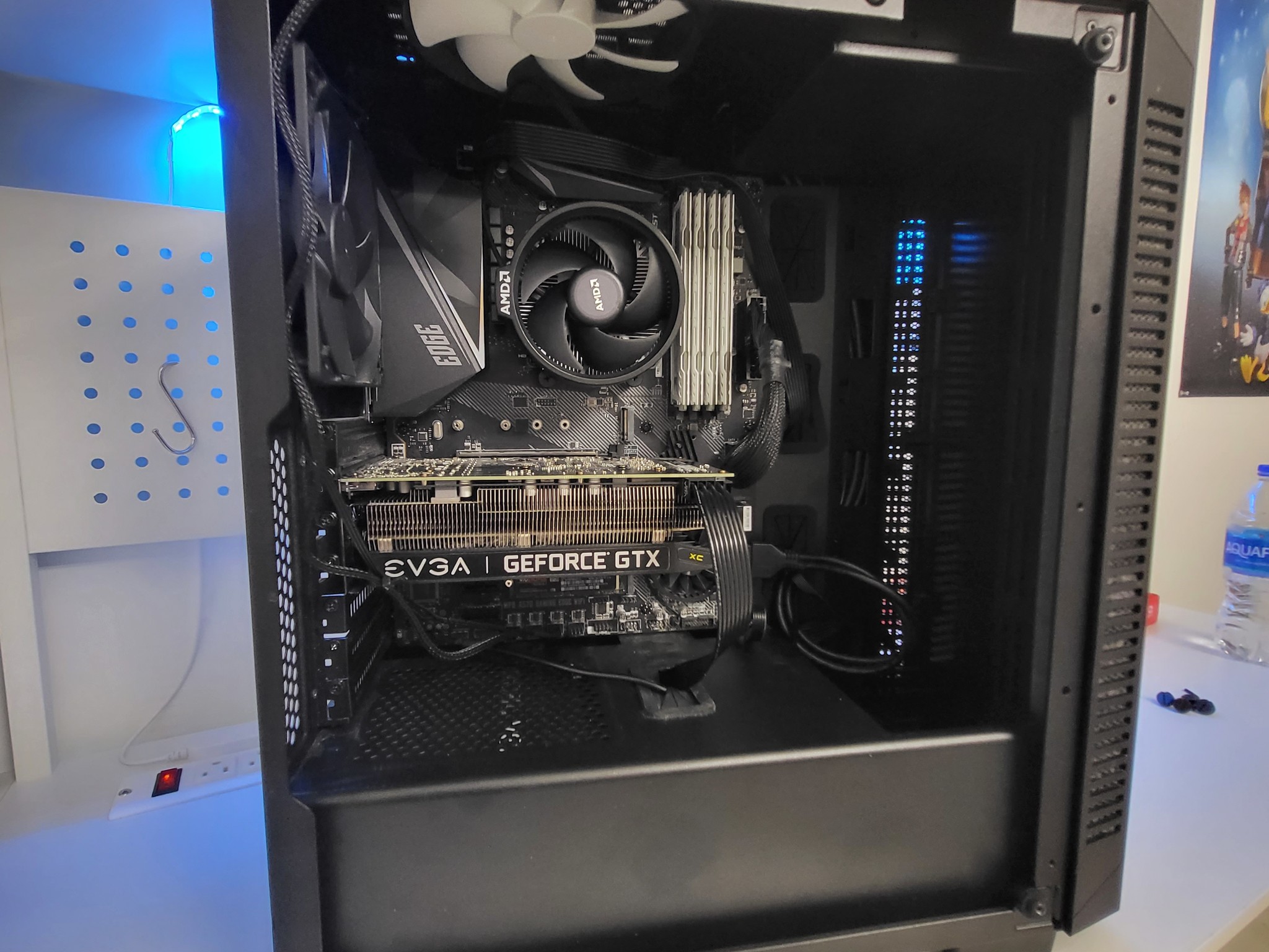 4K/60 Workstation - AMD Ryzen 9 3900x EVGA GTX 1660 Ti + 1TB SSD NVME 32 GB DDR4 RAM