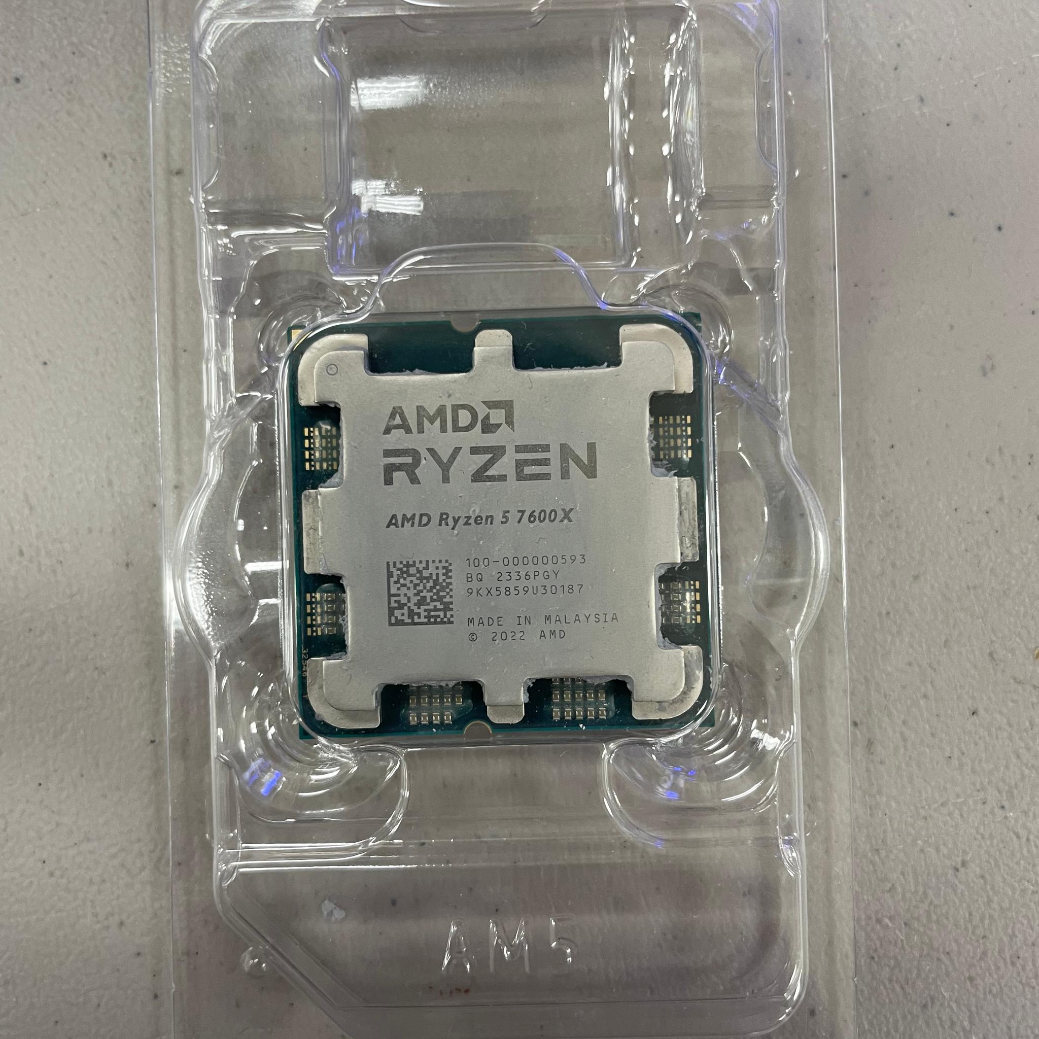 AMD Ryzen 5 7600X