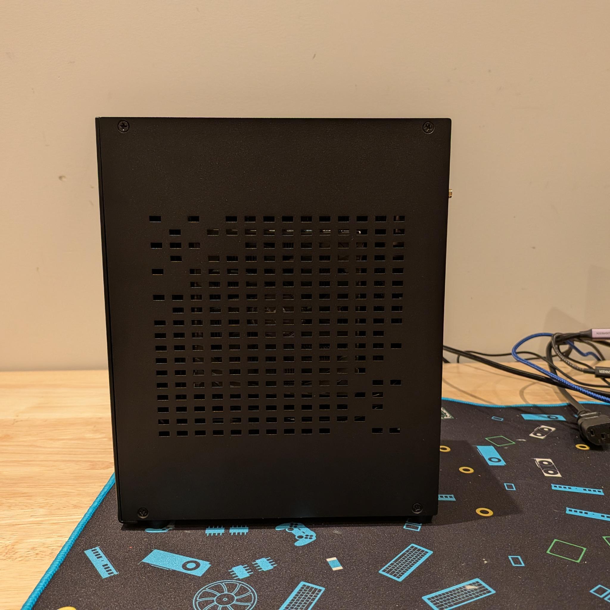 1080p Expeditioner - RTX 5060, Ryzen 5 5600X, 32 GB DDR4 RAM, 1 TB Gen 4 NVME