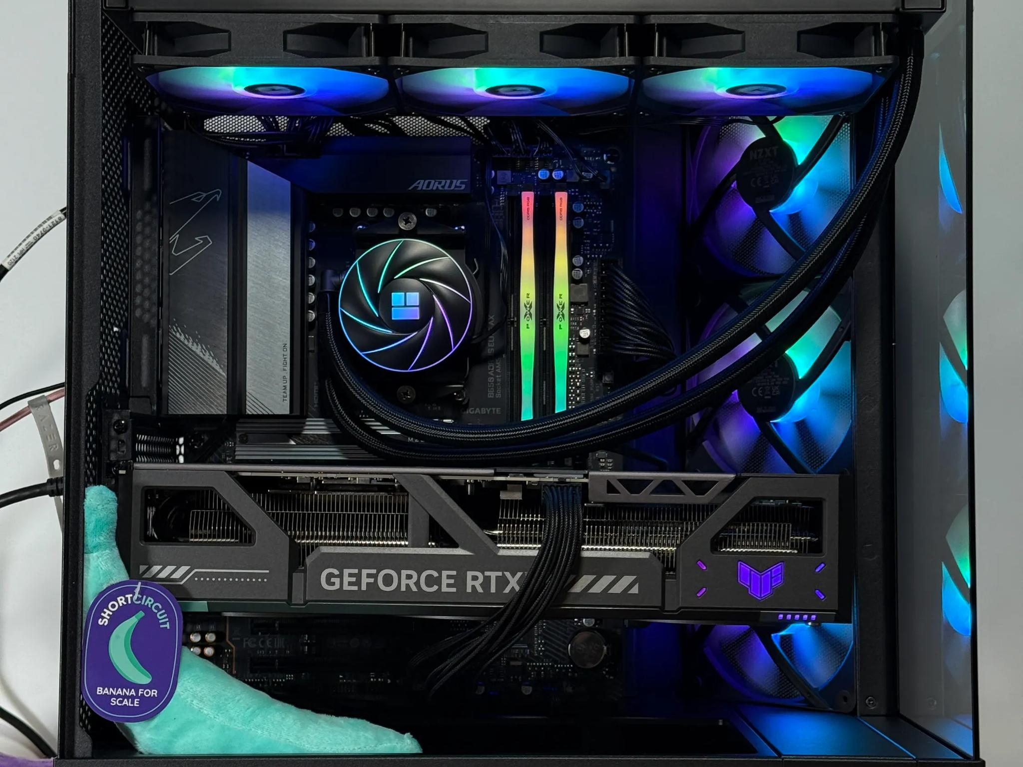 RTX 5080 Ryzen 7 9800x3d Gaming PC