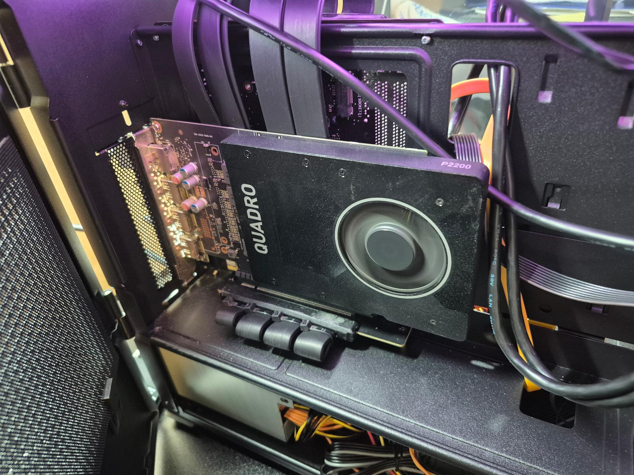 140 FPS Fortnite | i5-8600K, 16GB RAM, 5GB Nvidia, 480GB SSD, Win11