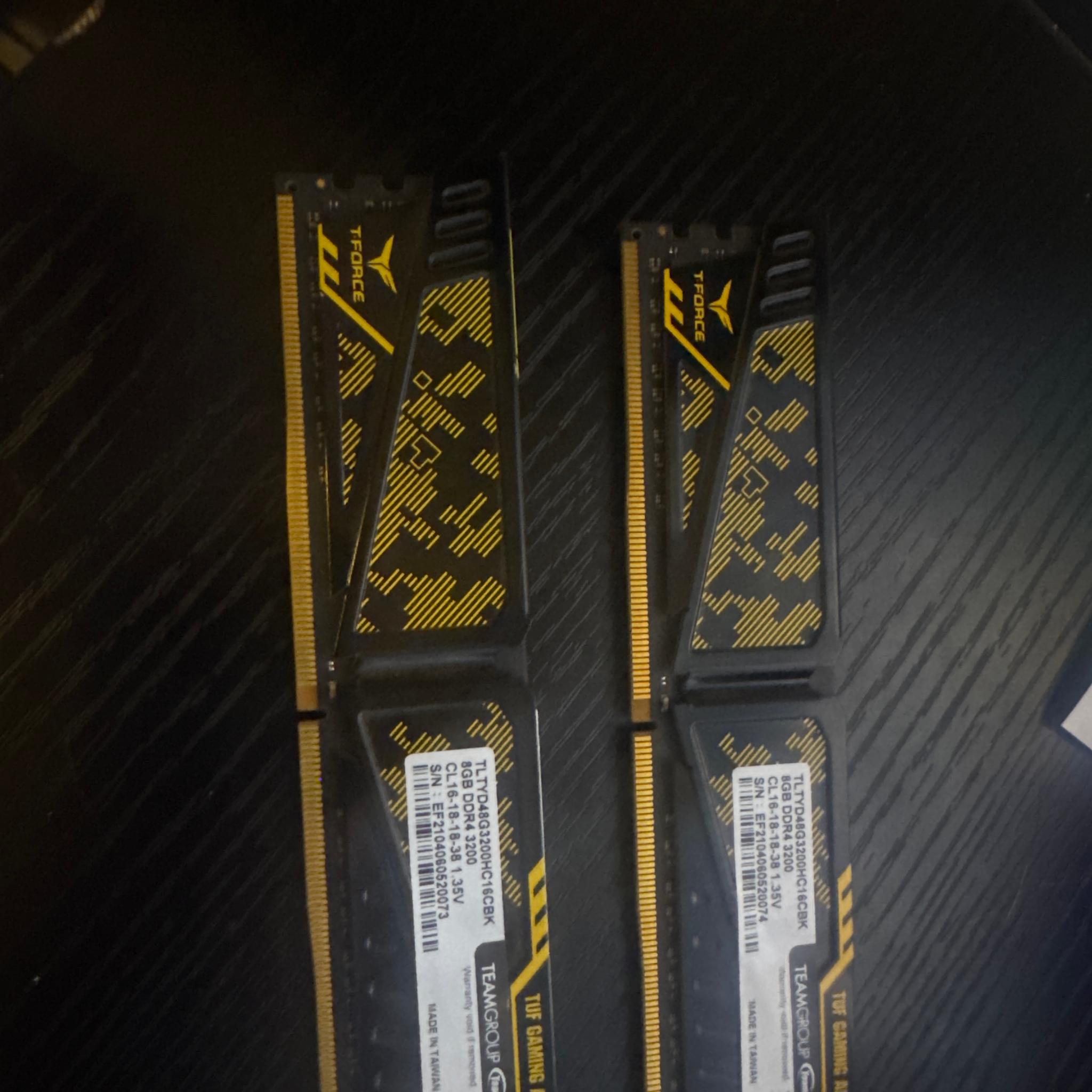 TEAMGROUP T-Force Delta TUF Gaming Alliance 16GB DDR4-3200 (2x8GB)